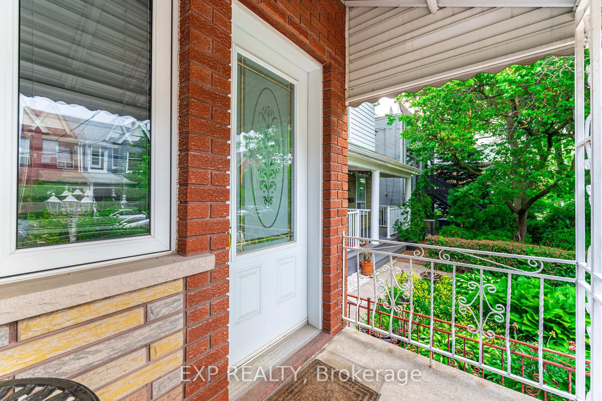 Photo 11 of 395 Crawford Street, Toronto, Trinity-Bellwoods — HOMEH