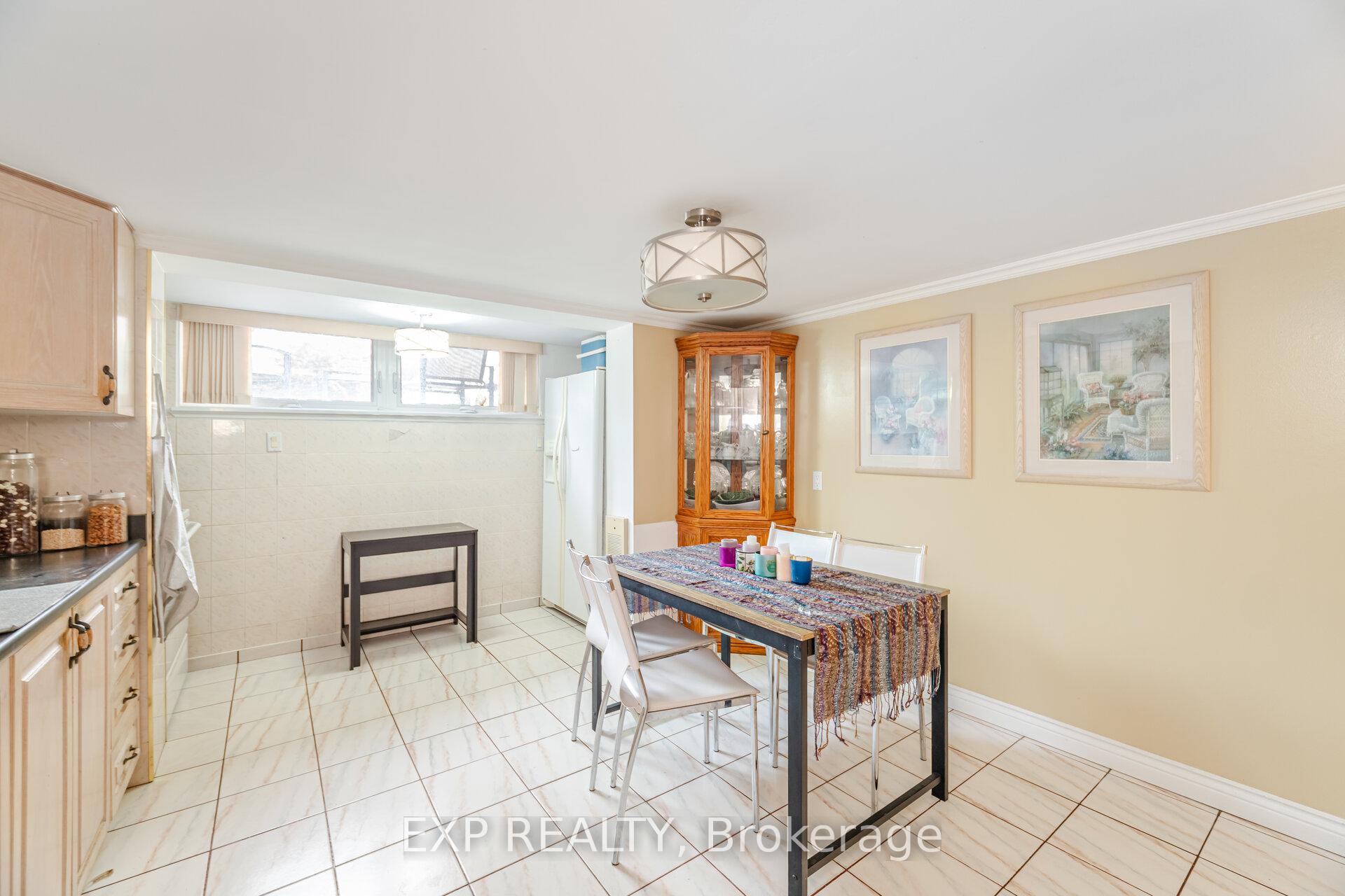 Photo 37 of 395 Crawford Street, Toronto, Trinity-Bellwoods — HOMEH