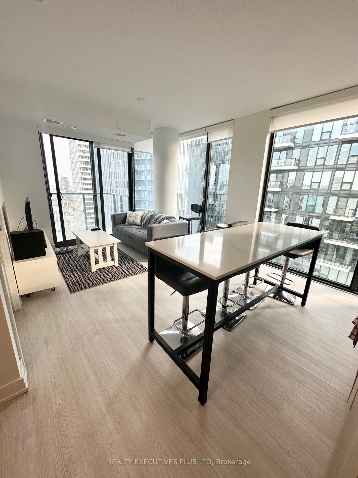 Photo 11 of Unit 2402, 47 Mutual Street S, Toronto, Church-Yonge Corridor — HOMEH