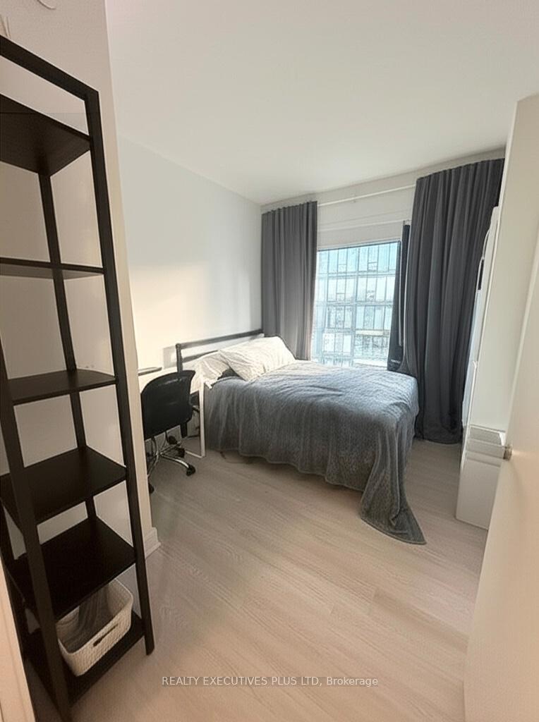 Photo 3 of Unit 2402, 47 Mutual Street S, Toronto, Church-Yonge Corridor — HOMEH
