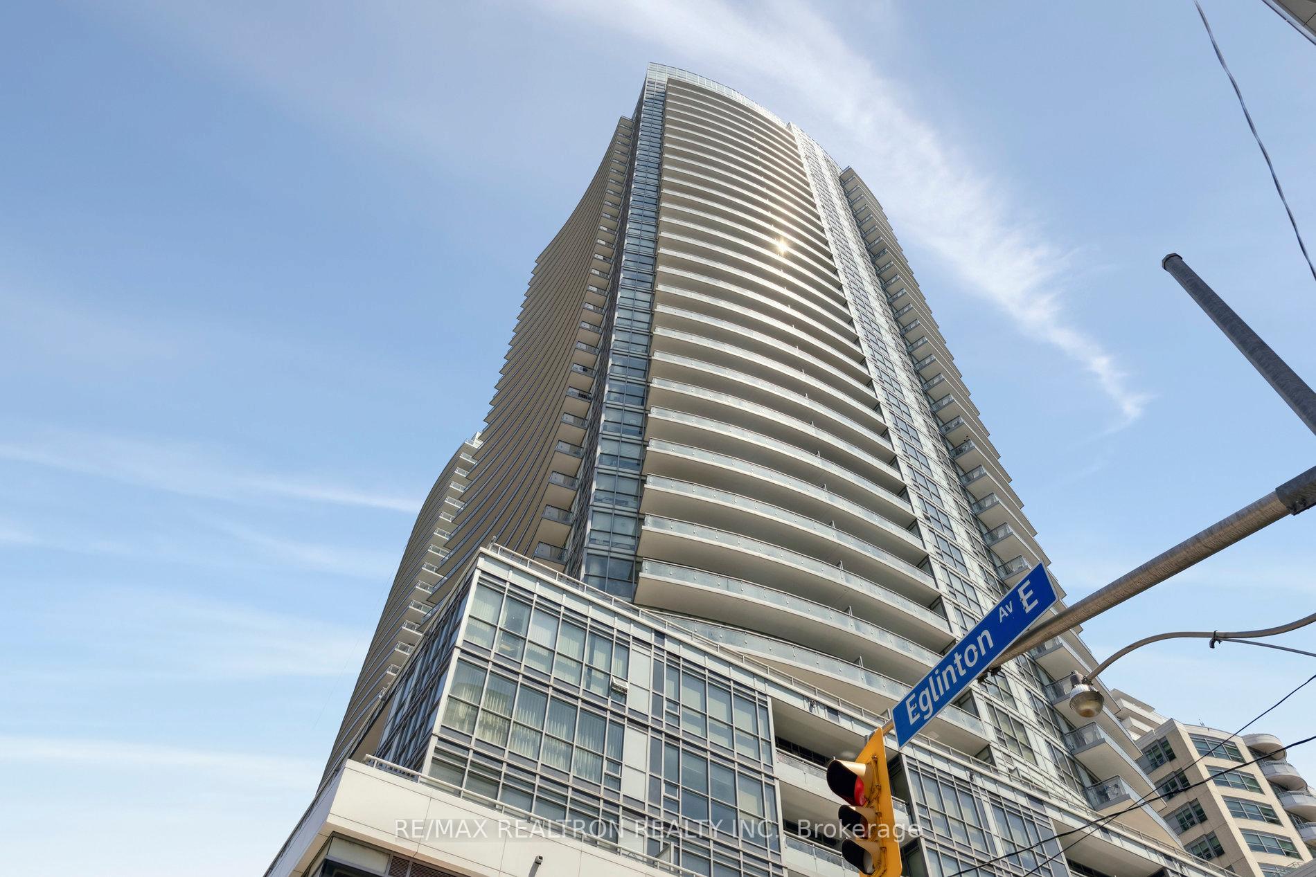 Photo 3 of Unit 2407, 89 Dunfield Avenue, Toronto, Mount Pleasant West — HOMEH