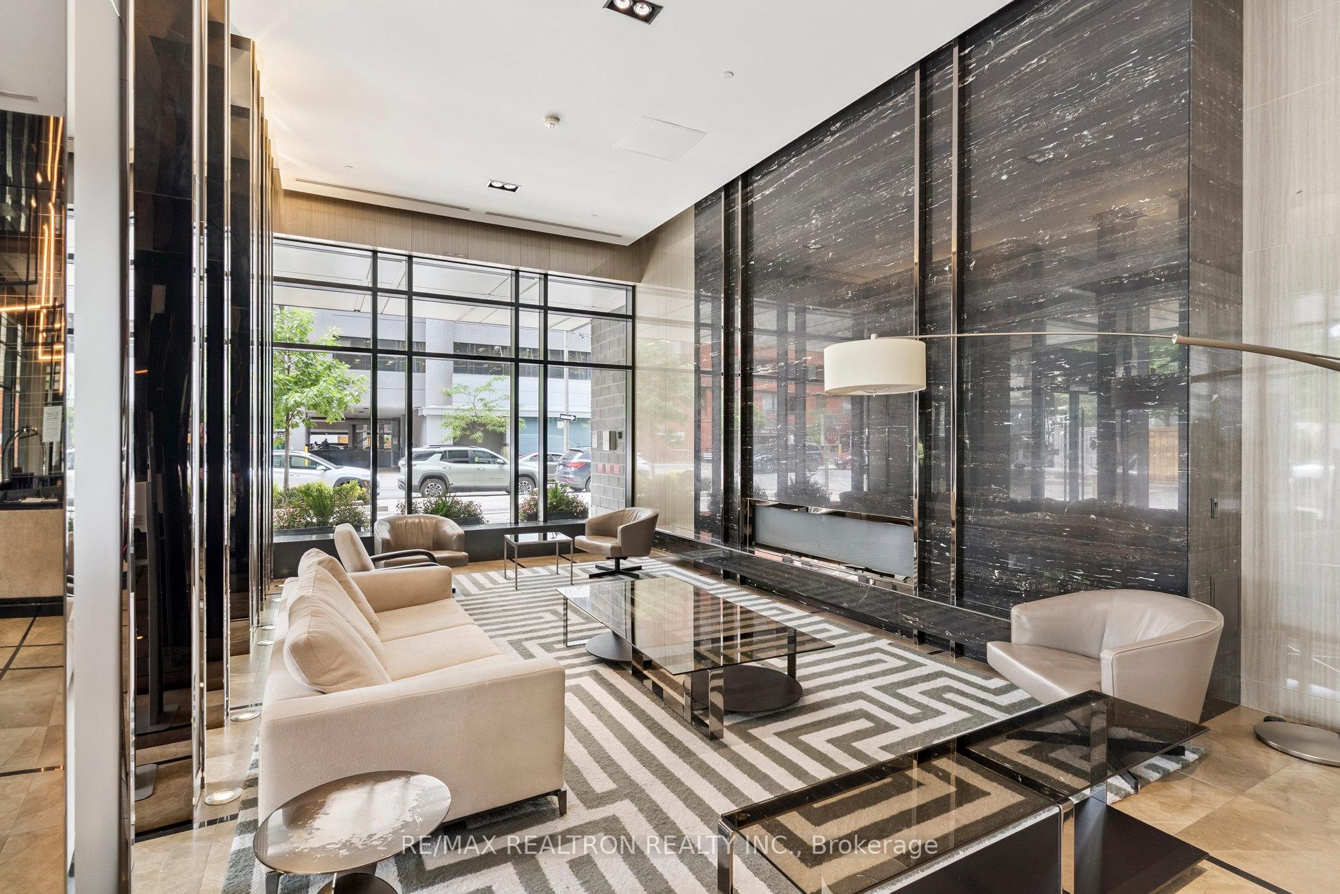 Photo 13 of Unit 2407, 89 Dunfield Avenue, Toronto, Mount Pleasant West — HOMEH