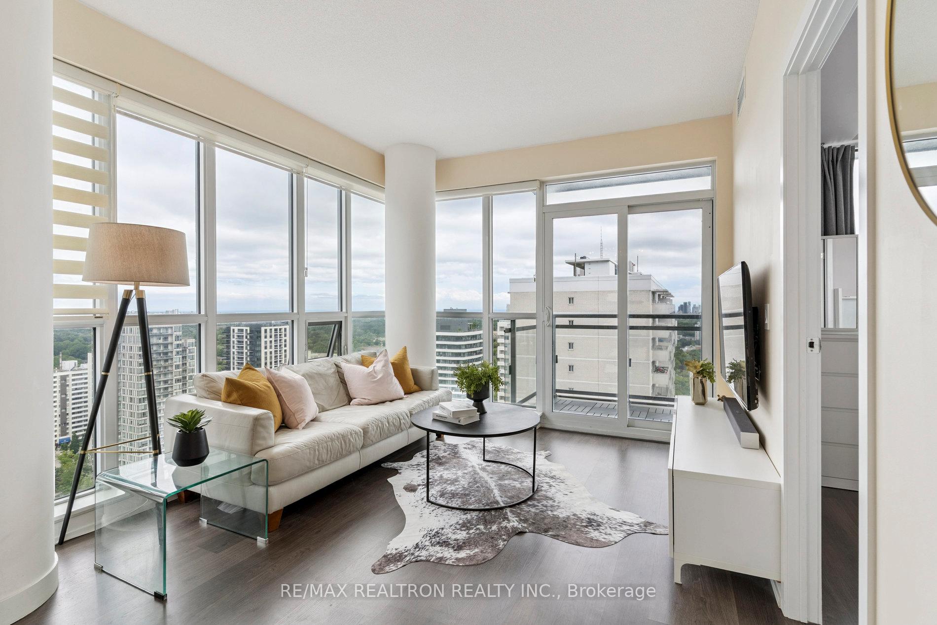 Photo 10 of Unit 2407, 89 Dunfield Avenue, Toronto, Mount Pleasant West — HOMEH