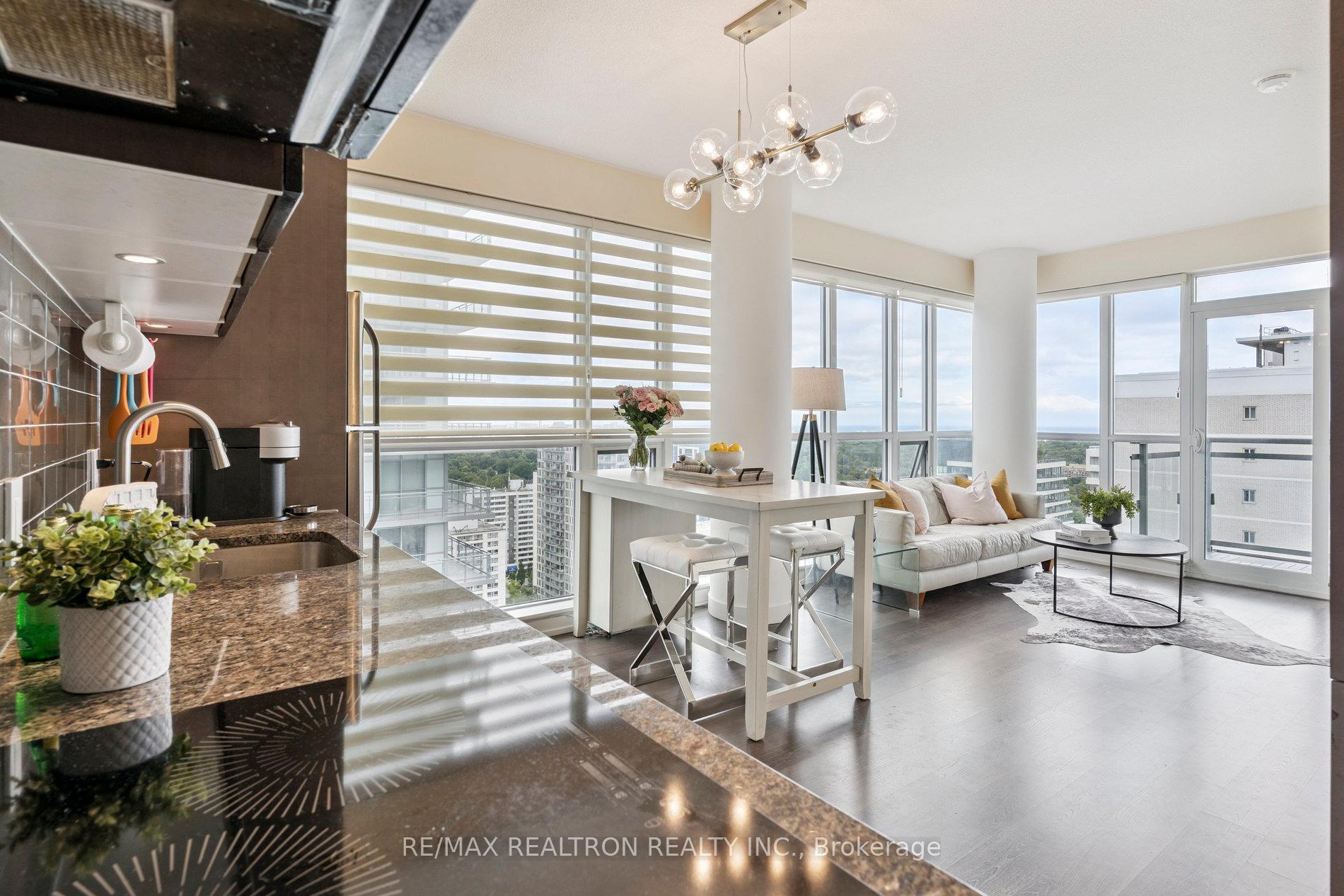 Photo 9 of Unit 2407, 89 Dunfield Avenue, Toronto, Mount Pleasant West — HOMEH