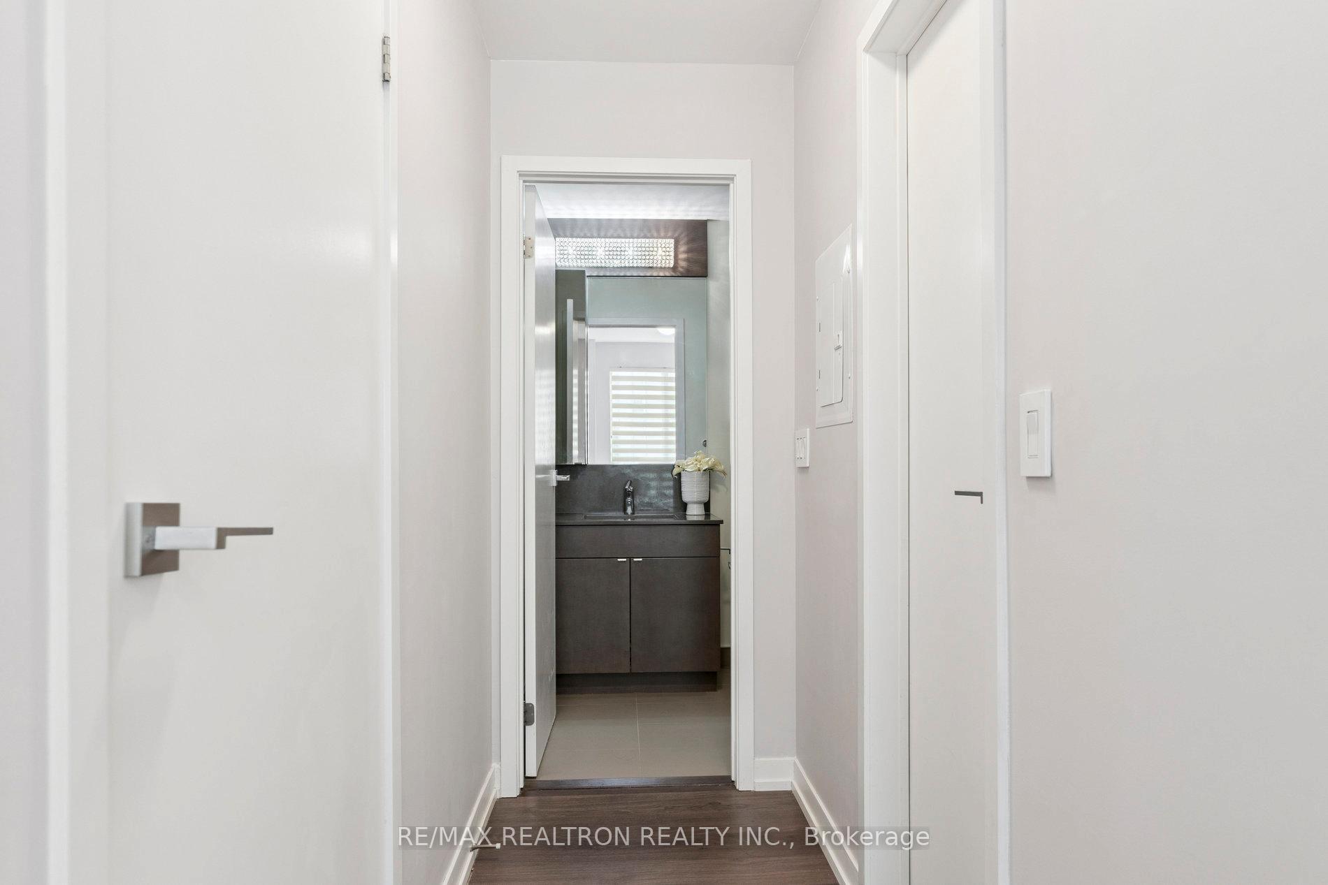 Photo 18 of Unit 2407, 89 Dunfield Avenue, Toronto, Mount Pleasant West — HOMEH