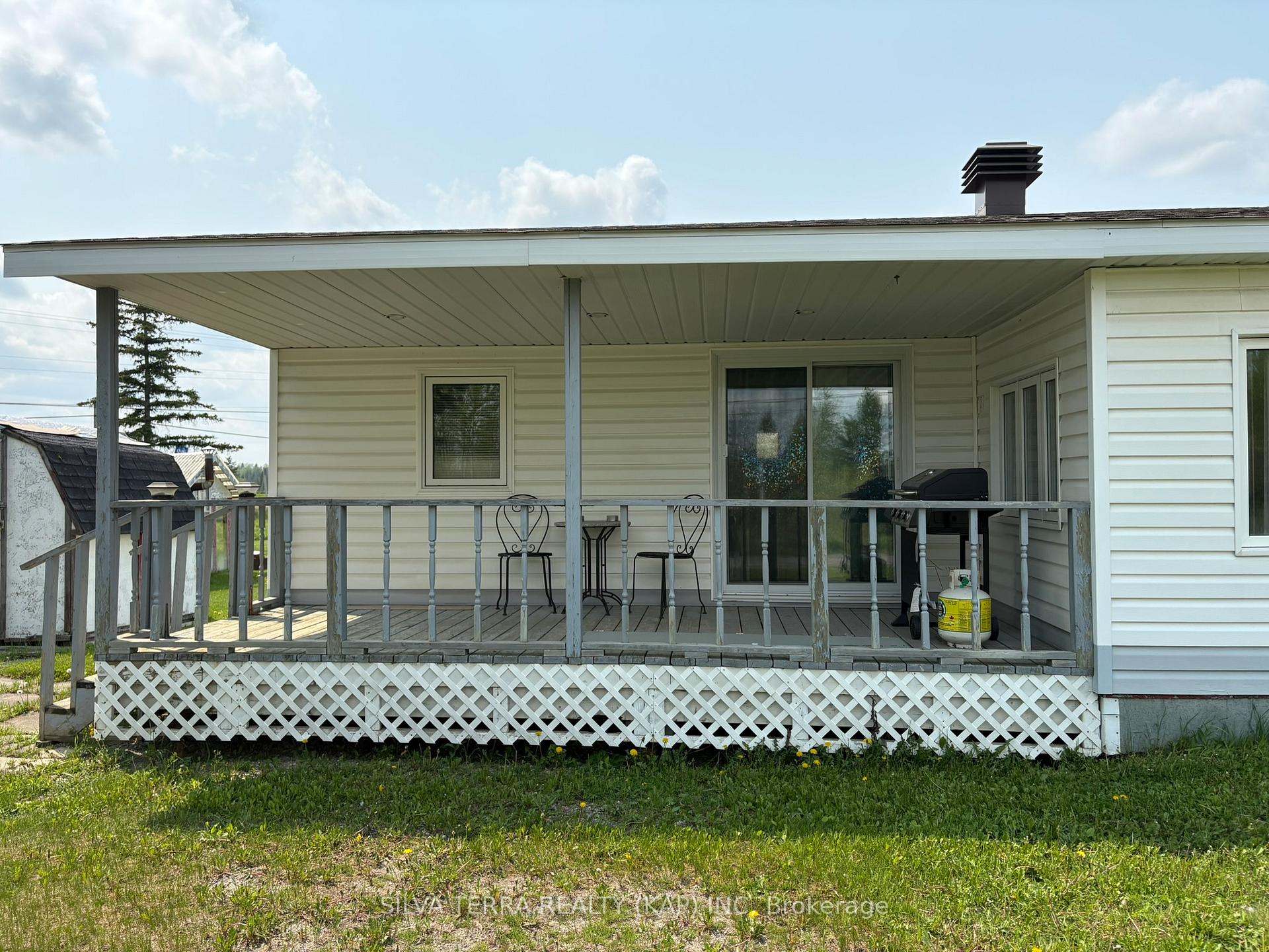 Photo 19 of 1 Owens Road N, Kapuskasing — HOMEH