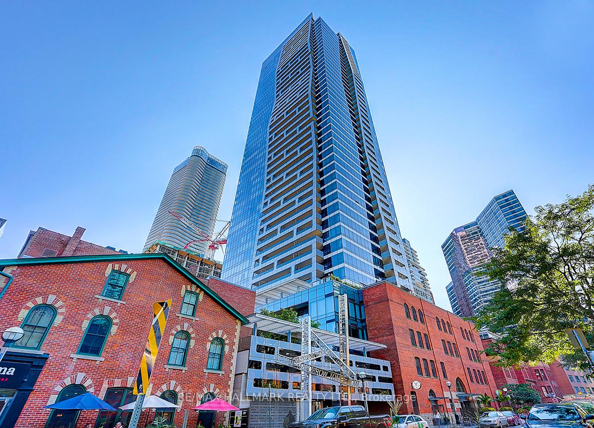 Front of Unit 1806, 5 St Joseph Street