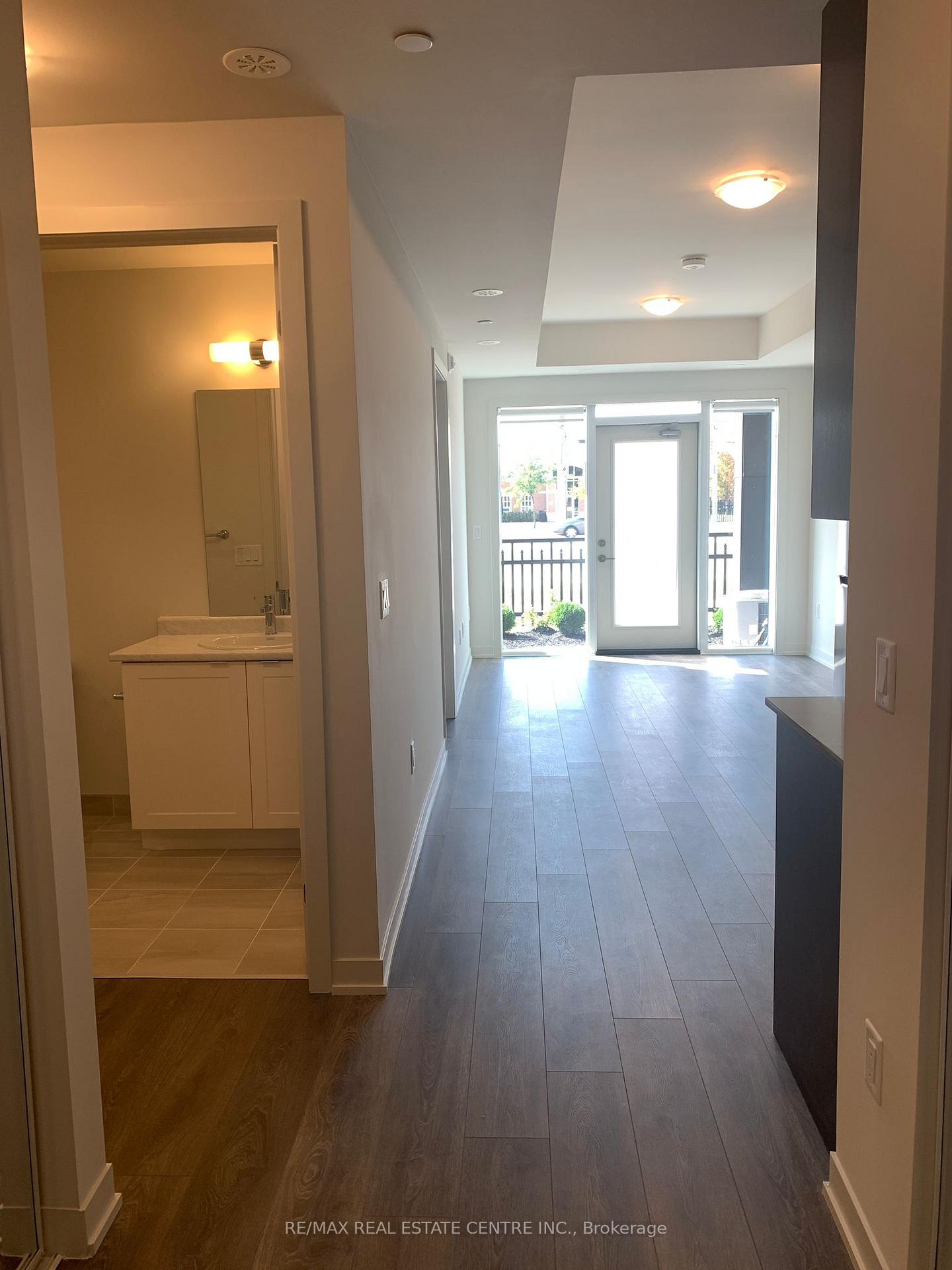 Photo 12 of Unit 110, 62 Sky Harbour Drive, Brampton, Bram West — HOMEH