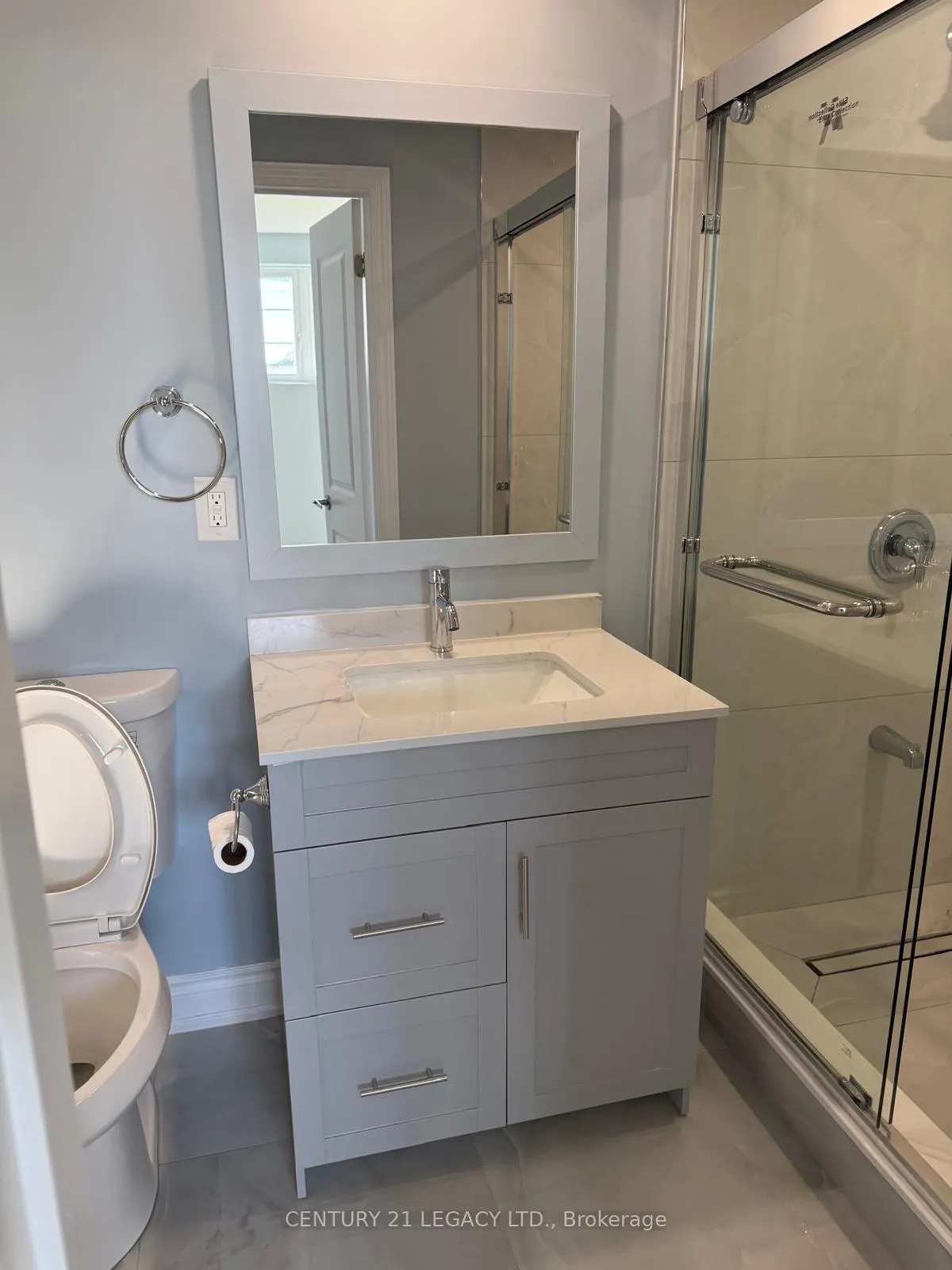 Photo 14 of 38 Lost Canyon Way E, Brampton, Credit Valley — HOMEH