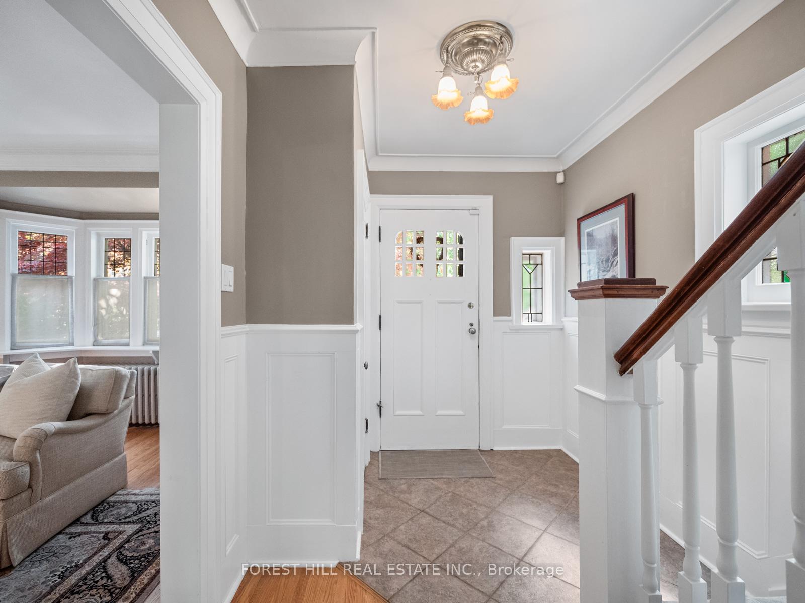 Photo 4 of 37 Heather Road, Toronto, Leaside — HOMEH