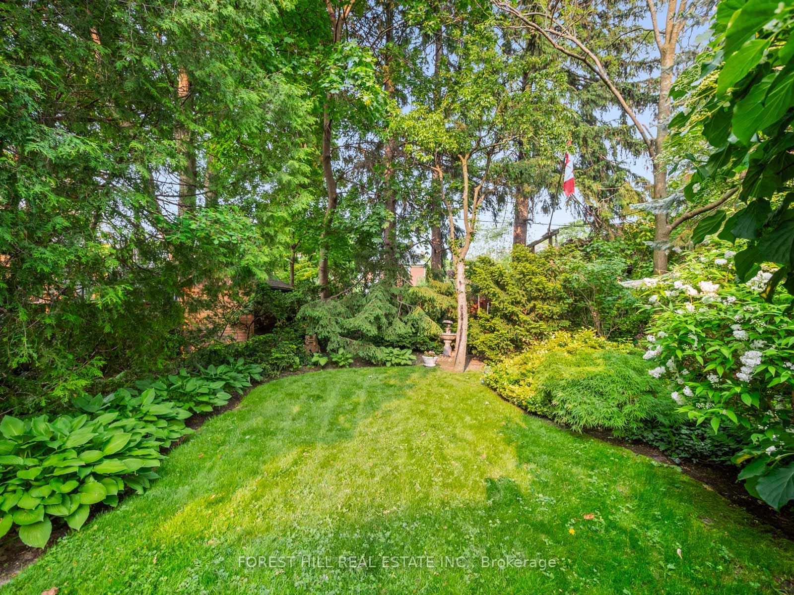Photo 41 of 37 Heather Road, Toronto, Leaside — HOMEH