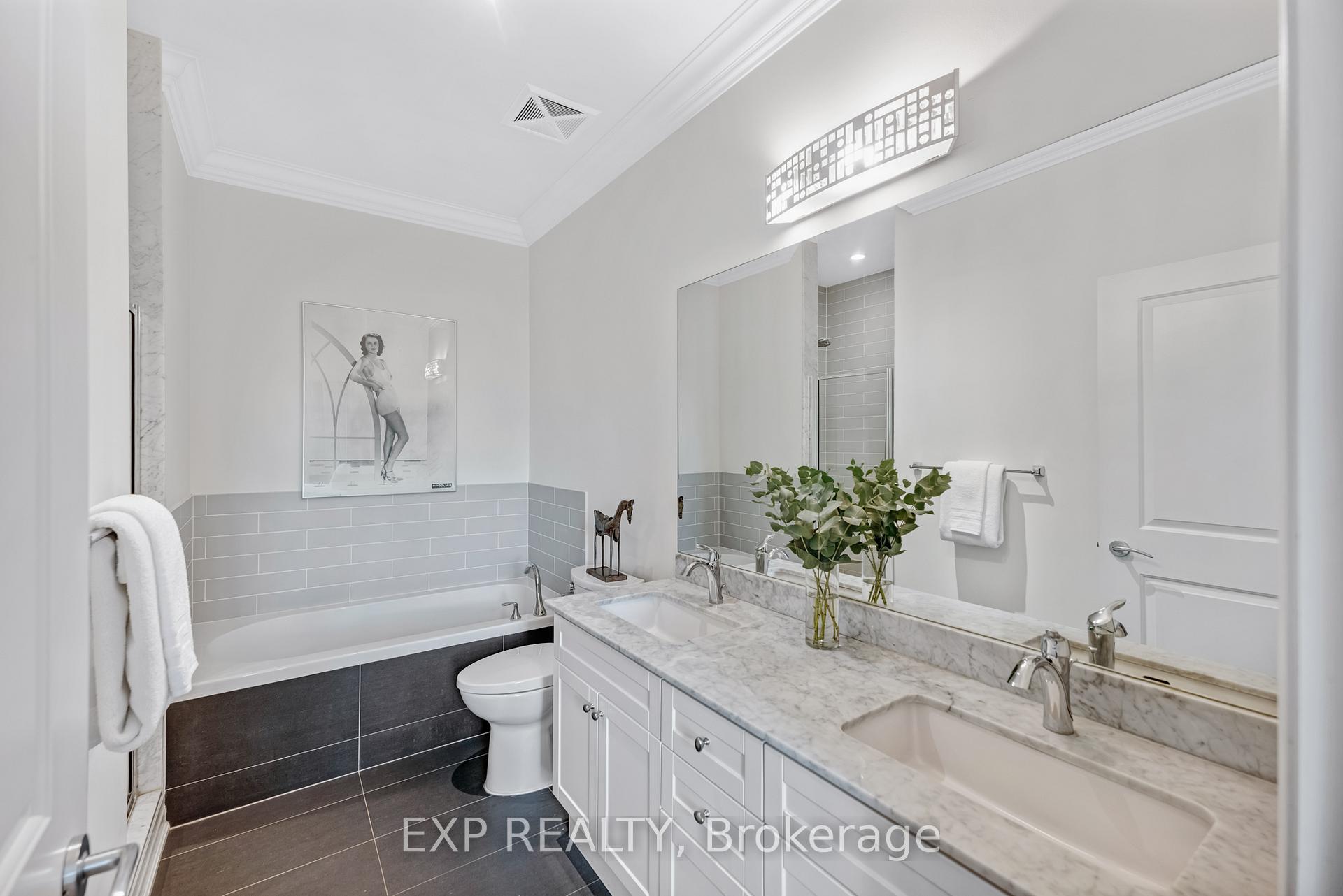 Photo 14 of Unit 117, 111 Civic Square Gate, Aurora, Bayview Wellington — HOMEH