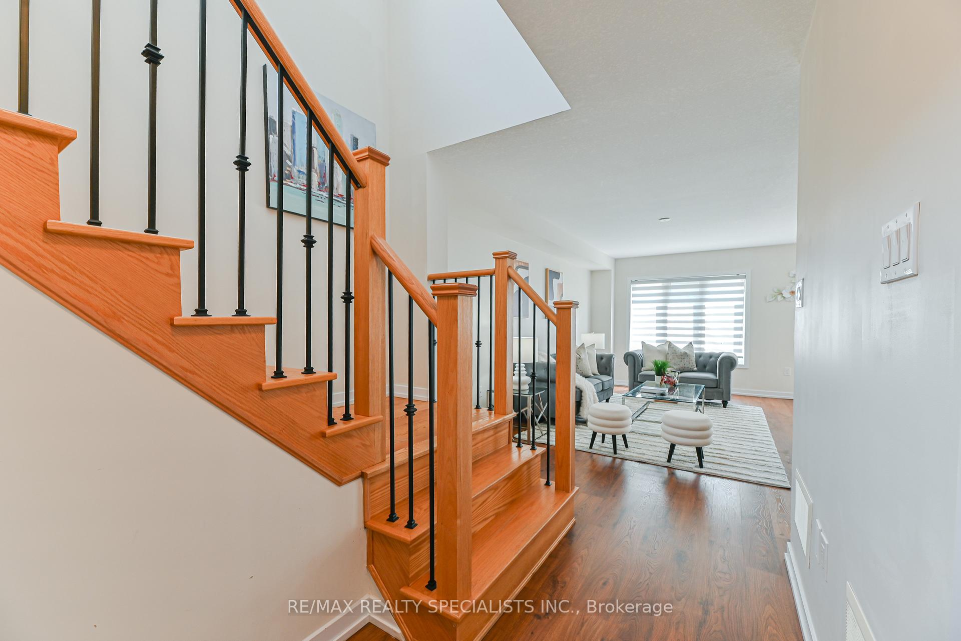 Photo 7 of 63 Bedrock Drive, Hamilton, Stoney Creek Mountain — HOMEH