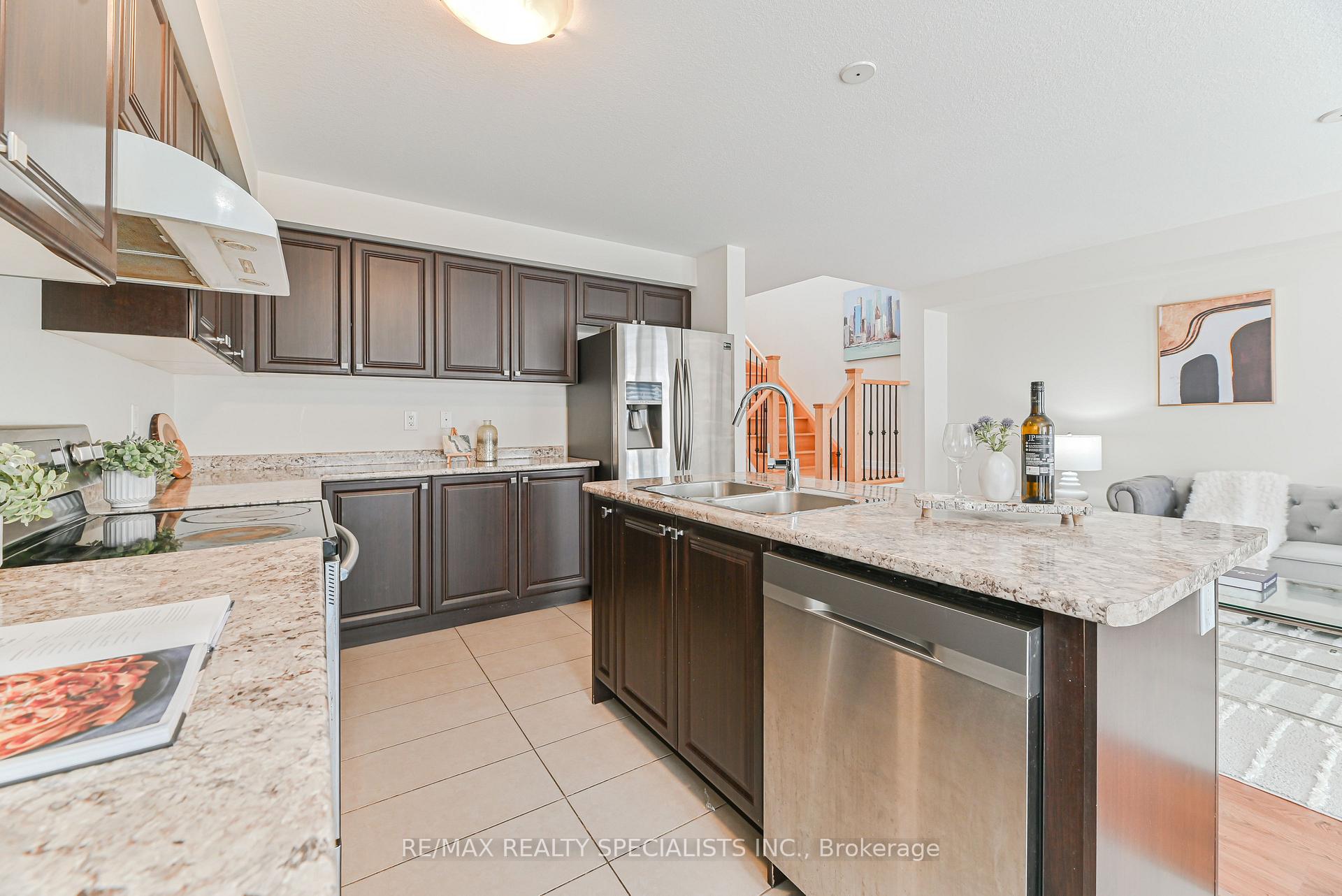 Photo 16 of 63 Bedrock Drive, Hamilton, Stoney Creek Mountain — HOMEH