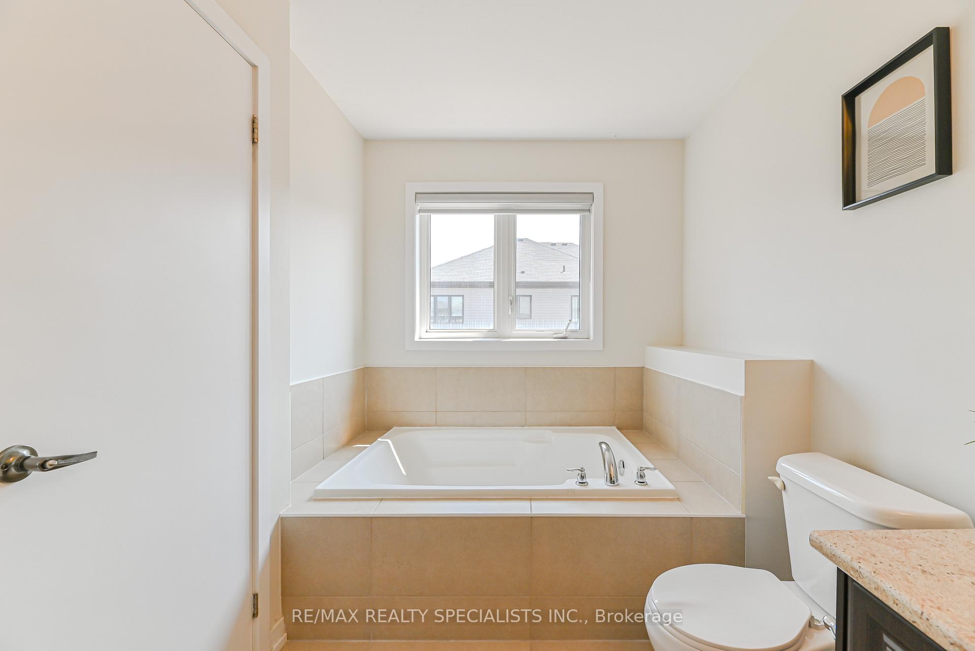 Photo 41 of 63 Bedrock Drive, Hamilton, Stoney Creek Mountain — HOMEH