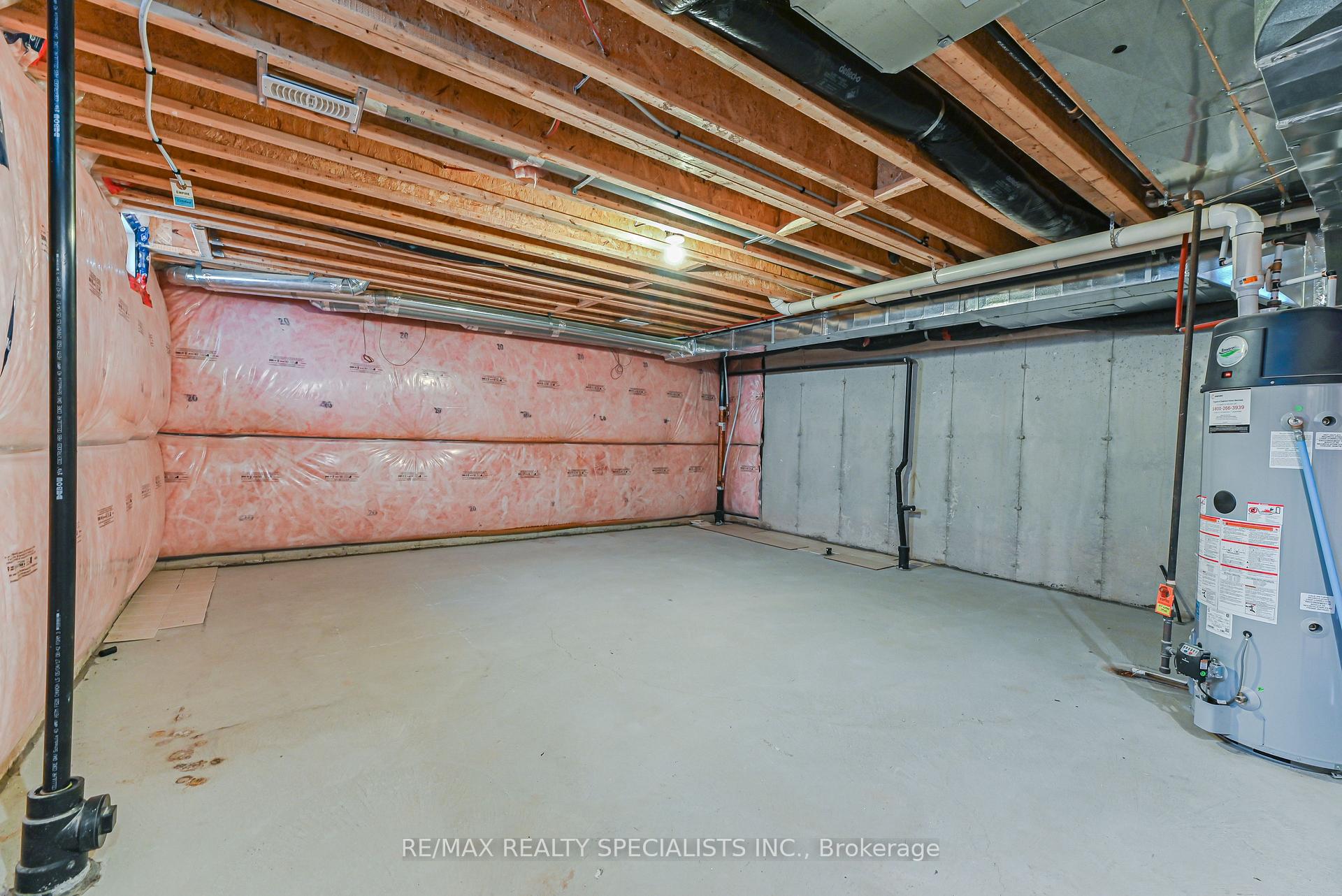 Photo 44 of 63 Bedrock Drive, Hamilton, Stoney Creek Mountain — HOMEH