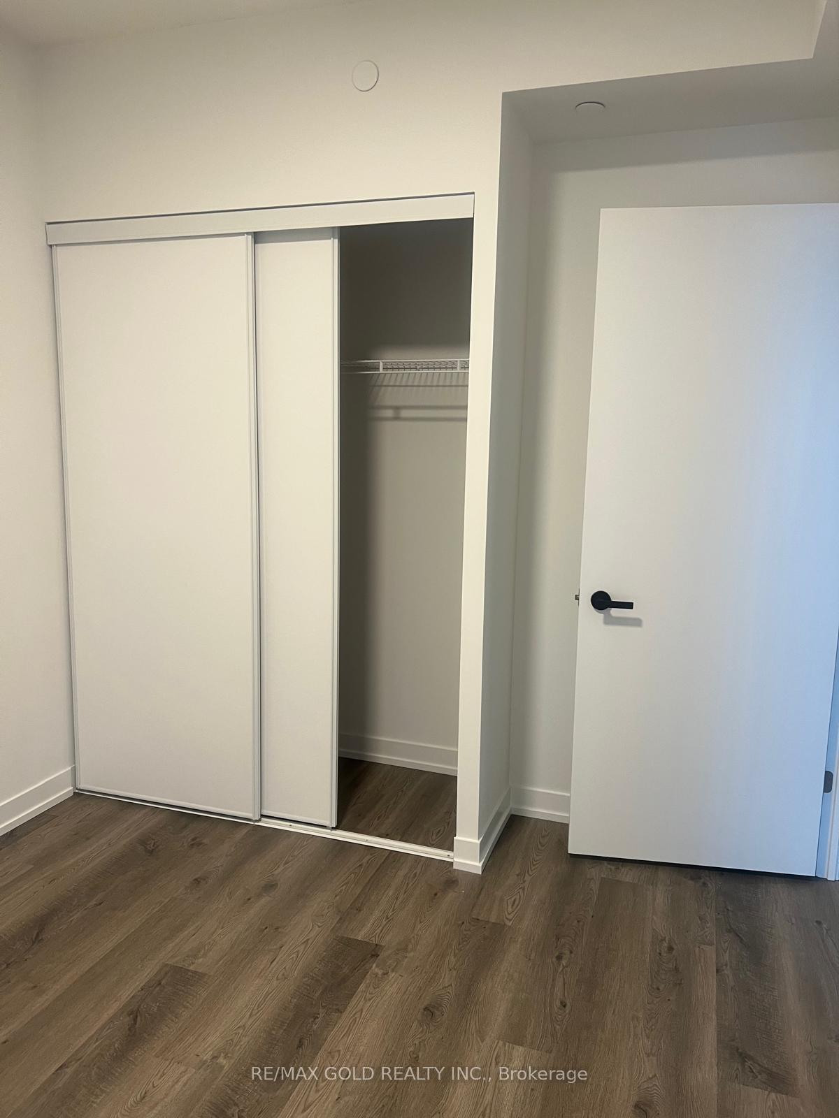 Photo 4 of Unit 5102, 195 Commerce Street, Vaughan, Vaughan Corporate Centre — HOMEH