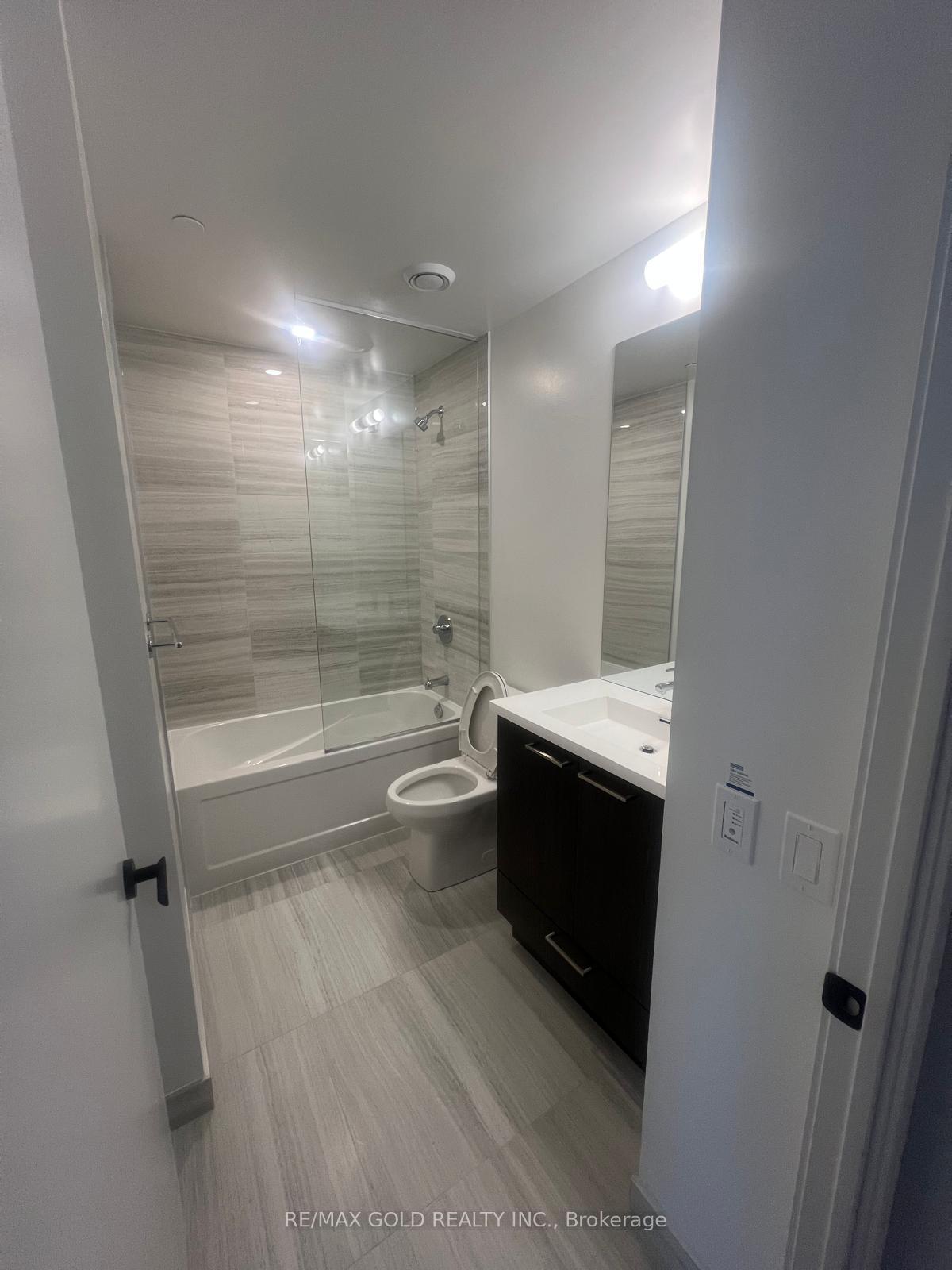 Photo 10 of Unit 5102, 195 Commerce Street, Vaughan, Vaughan Corporate Centre — HOMEH