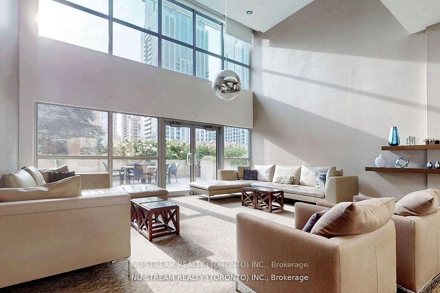 Photo 11 of Unit 3514, 386 Yonge Street, Toronto, Bay Street Corridor — HOMEH