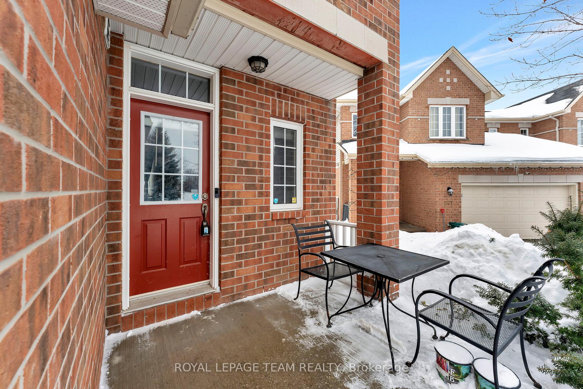 Photo 2 of 849 Schooner Crescent, Ottawa, Riverside South/Gloucester Glen — HOMEH