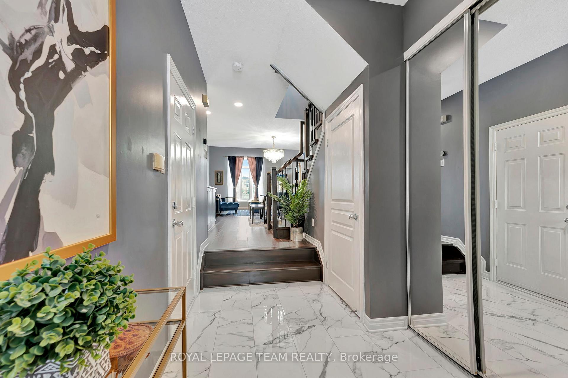 Photo 5 of 849 Schooner Crescent, Ottawa, Riverside South/Gloucester Glen — HOMEH