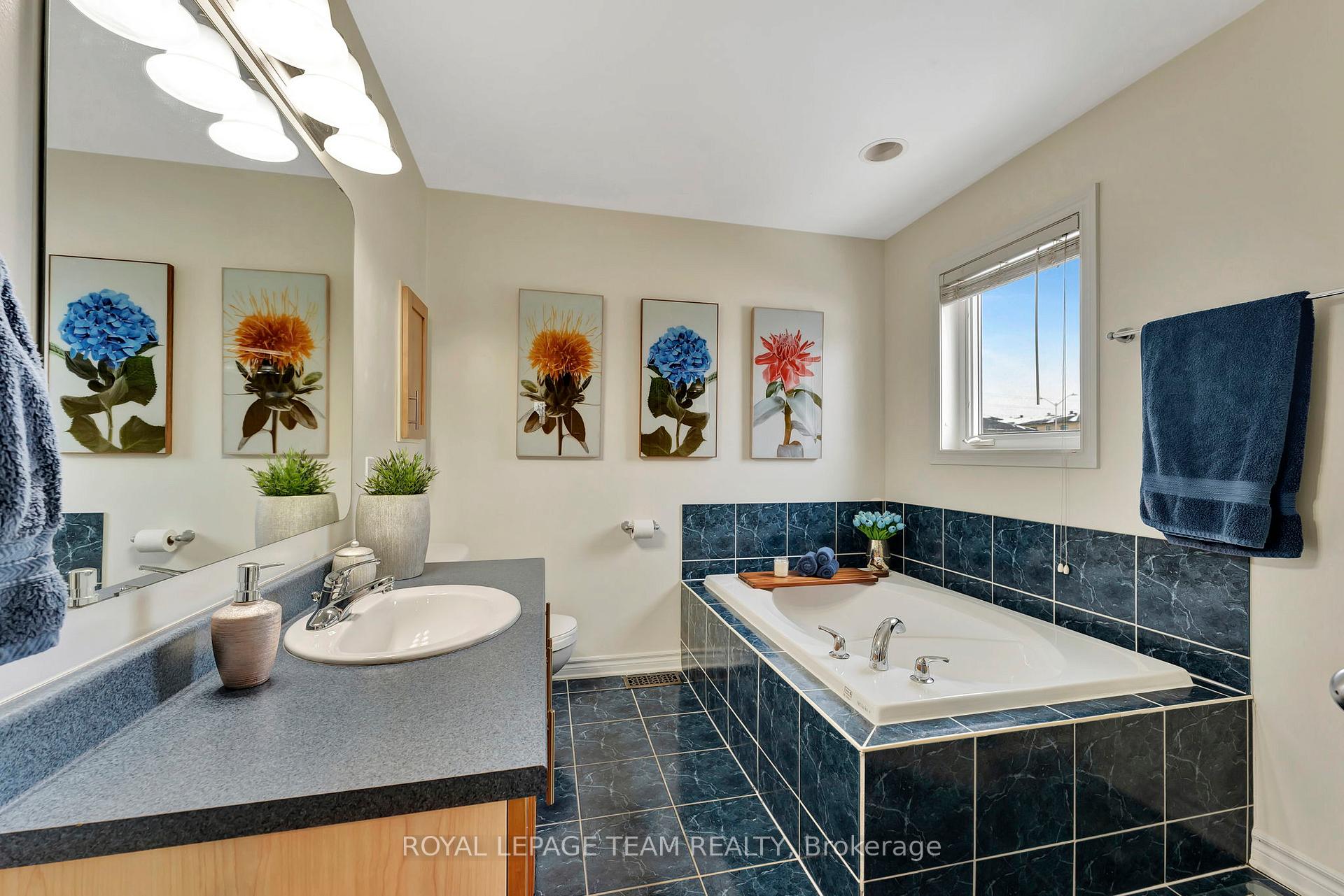 Photo 26 of 849 Schooner Crescent, Ottawa, Riverside South/Gloucester Glen — HOMEH