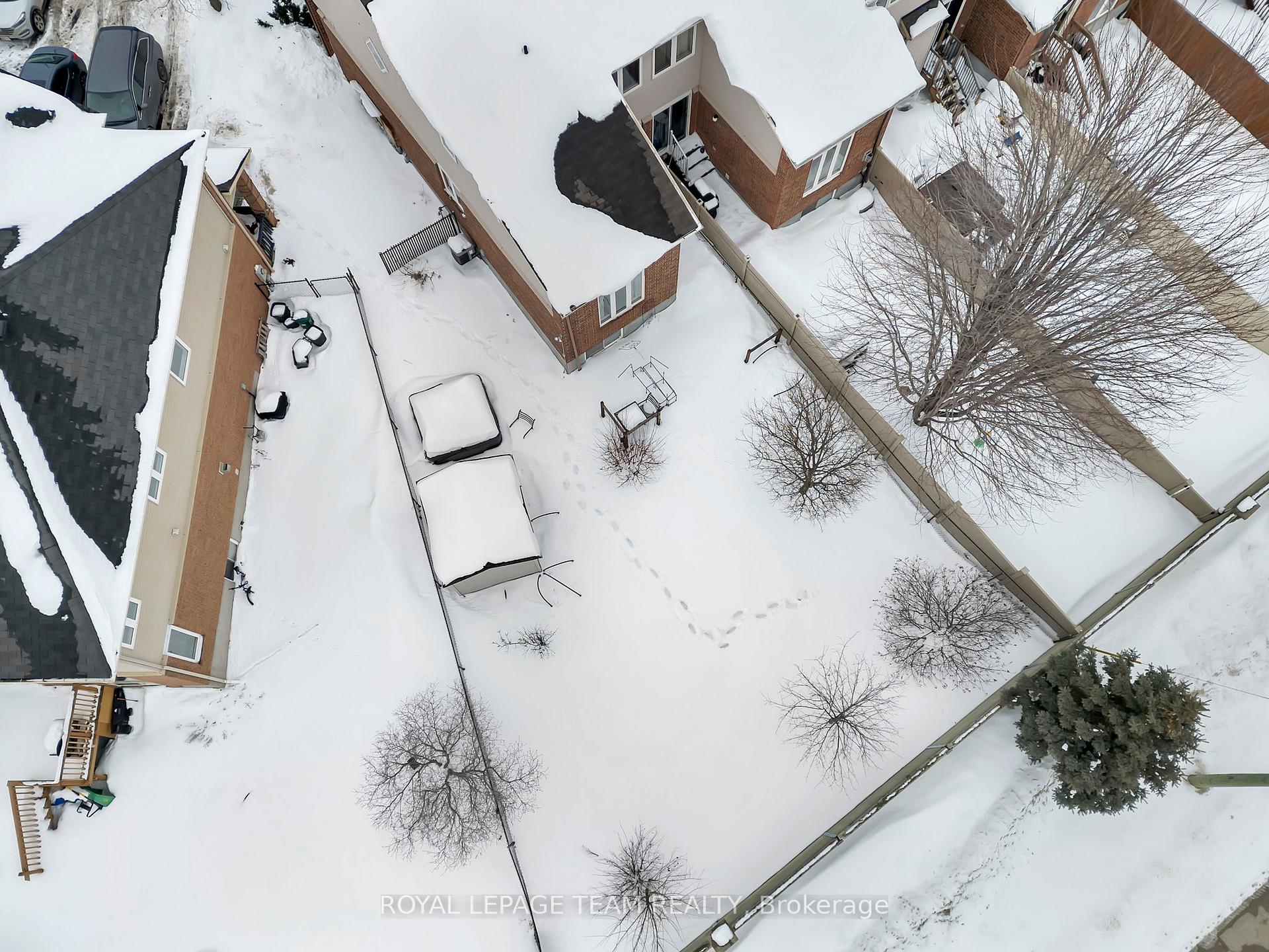Photo 33 of 849 Schooner Crescent, Ottawa, Riverside South/Gloucester Glen — HOMEH