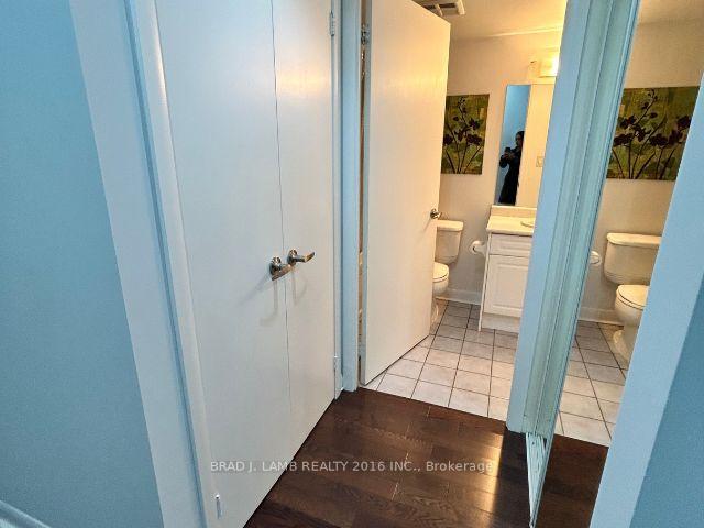 Photo 2 of Unit 636, 600 Fleet Street, Toronto, Niagara — HOMEH