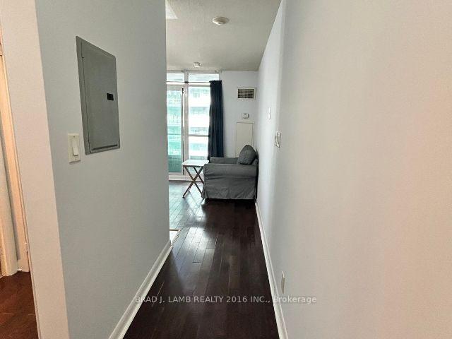 Photo 13 of Unit 636, 600 Fleet Street, Toronto, Niagara — HOMEH