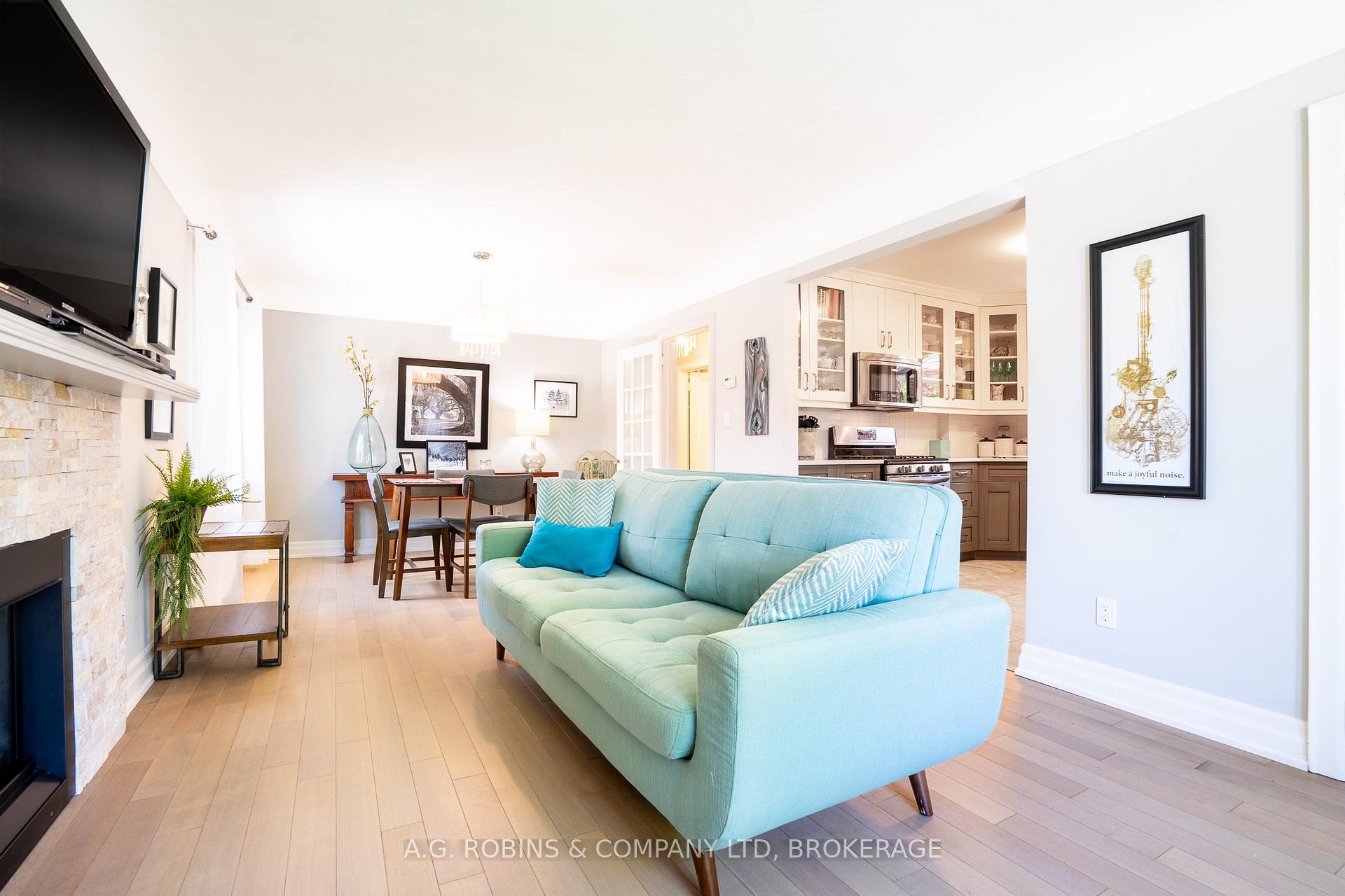 Photo 3 of 47 Knyvet Avenue, Hamilton, Centremount — HOMEH