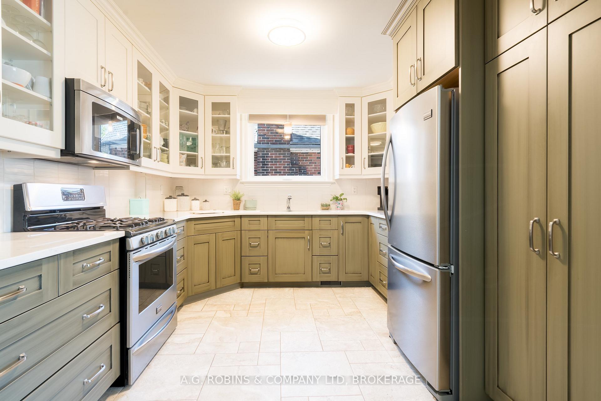 Photo 6 of 47 Knyvet Avenue, Hamilton, Centremount — HOMEH
