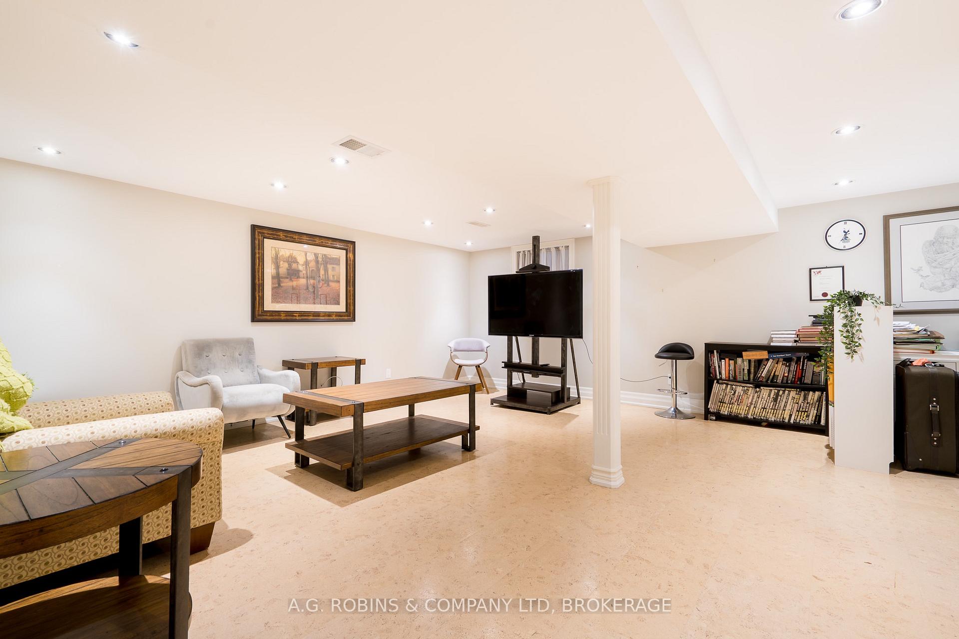 Photo 19 of 47 Knyvet Avenue, Hamilton, Centremount — HOMEH