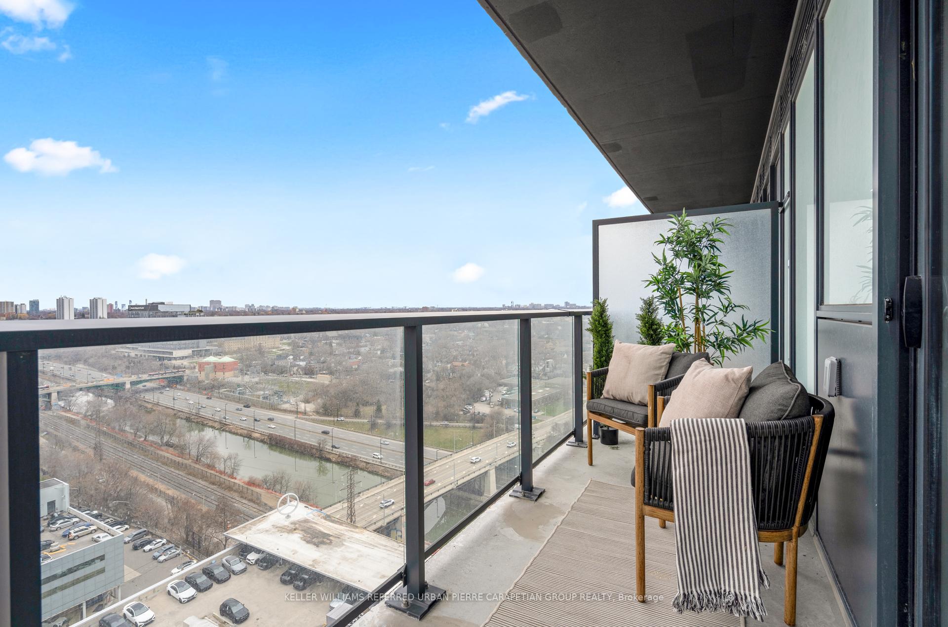 Photo 30 of Unit 1908, 5 Defries Street, Toronto, Regent Park — HOMEH