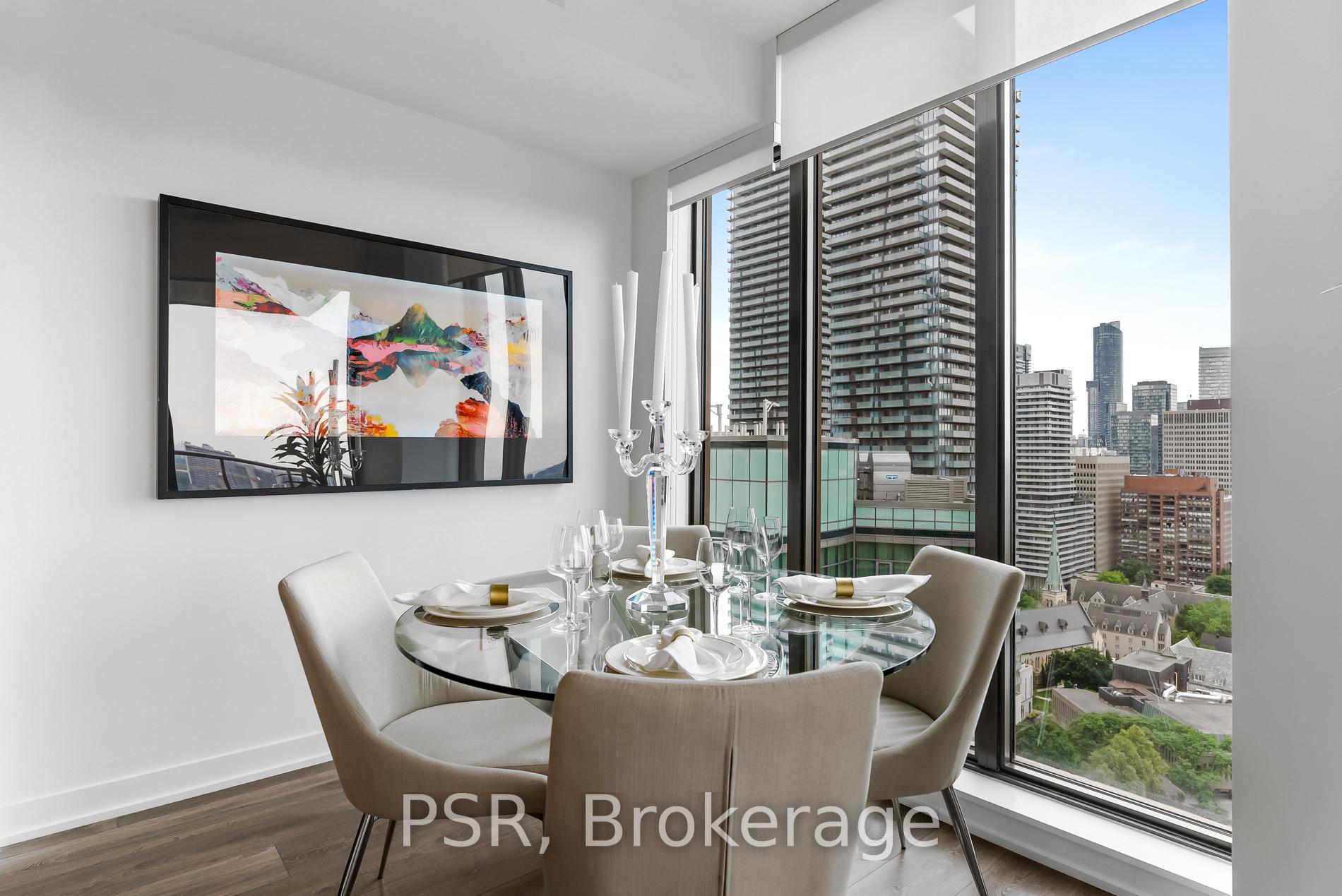 Photo 6 of Unit 2106, 2 St Thomas Street, Toronto, Bay Street Corridor — HOMEH