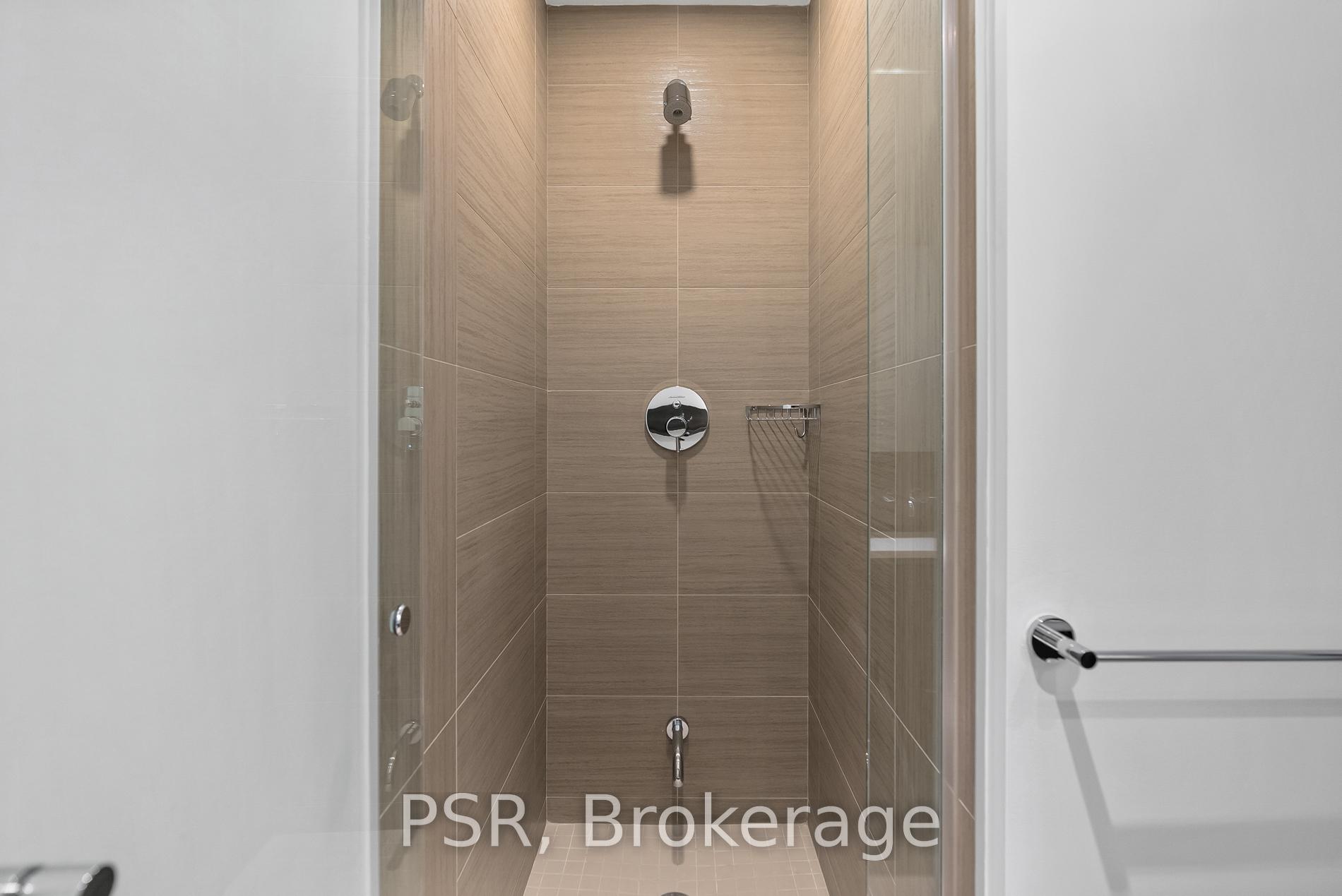Photo 14 of Unit 2106, 2 St Thomas Street, Toronto, Bay Street Corridor — HOMEH
