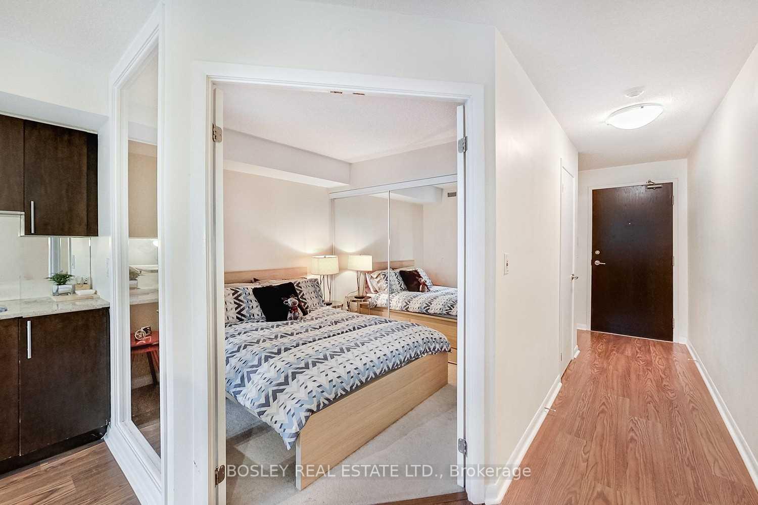 Photo 11 of Unit 712, 96 St Patrick Street, Toronto, Kensington-Chinatown — HOMEH