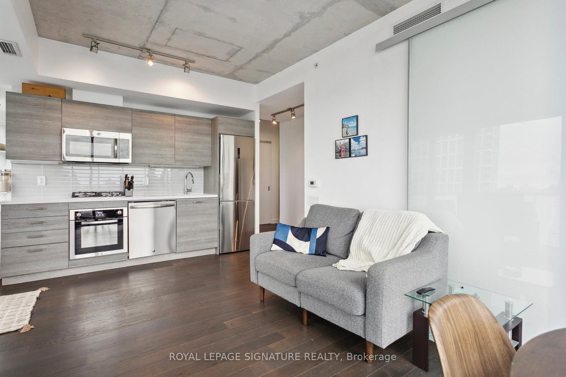 Photo 9 of Unit 2803, 11 Charlotte Street, Toronto, Waterfront Communities — HOMEH