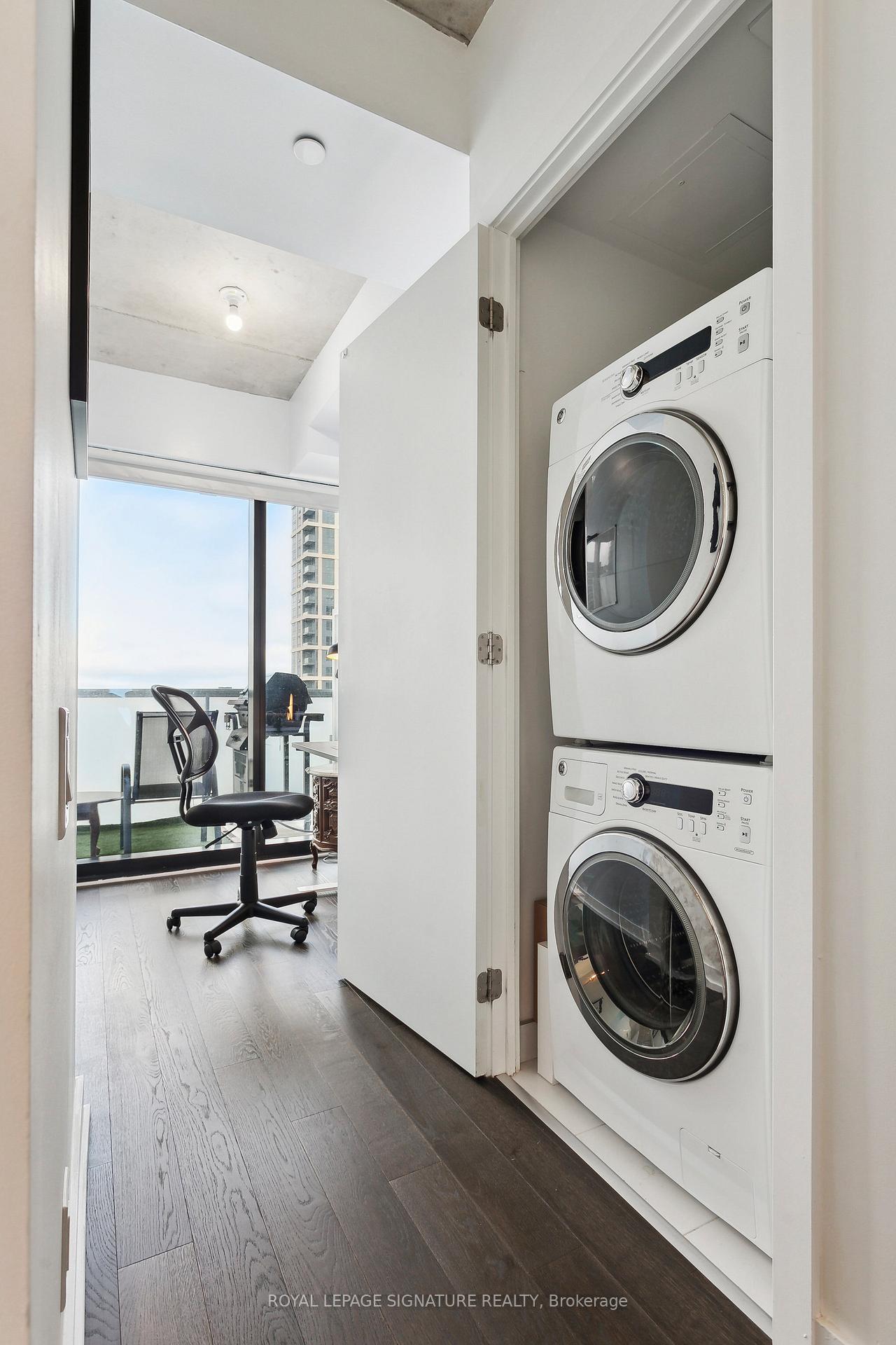Photo 14 of Unit 2803, 11 Charlotte Street, Toronto, Waterfront Communities — HOMEH