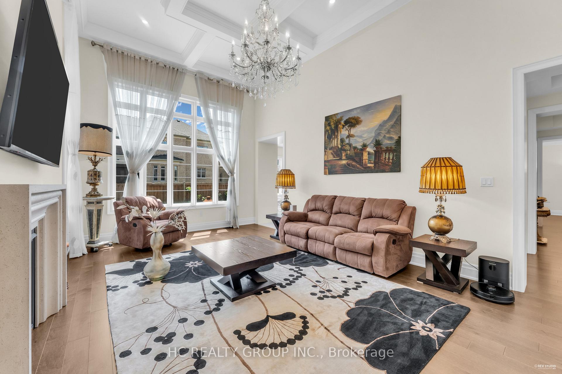 Photo 14 of 27 Sir Henry Court, King, King City — HOMEH
