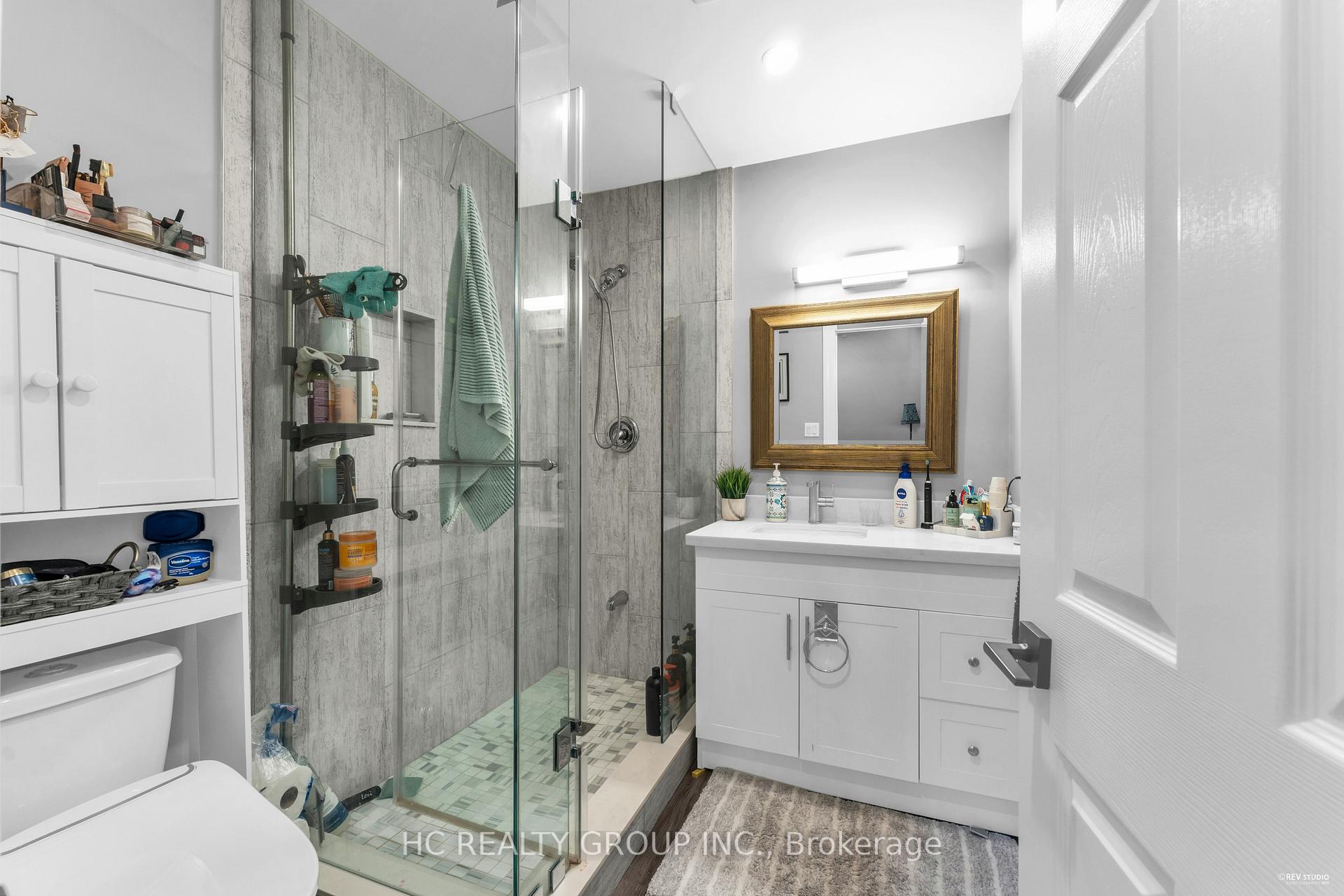 Photo 45 of 27 Sir Henry Court, King, King City — HOMEH