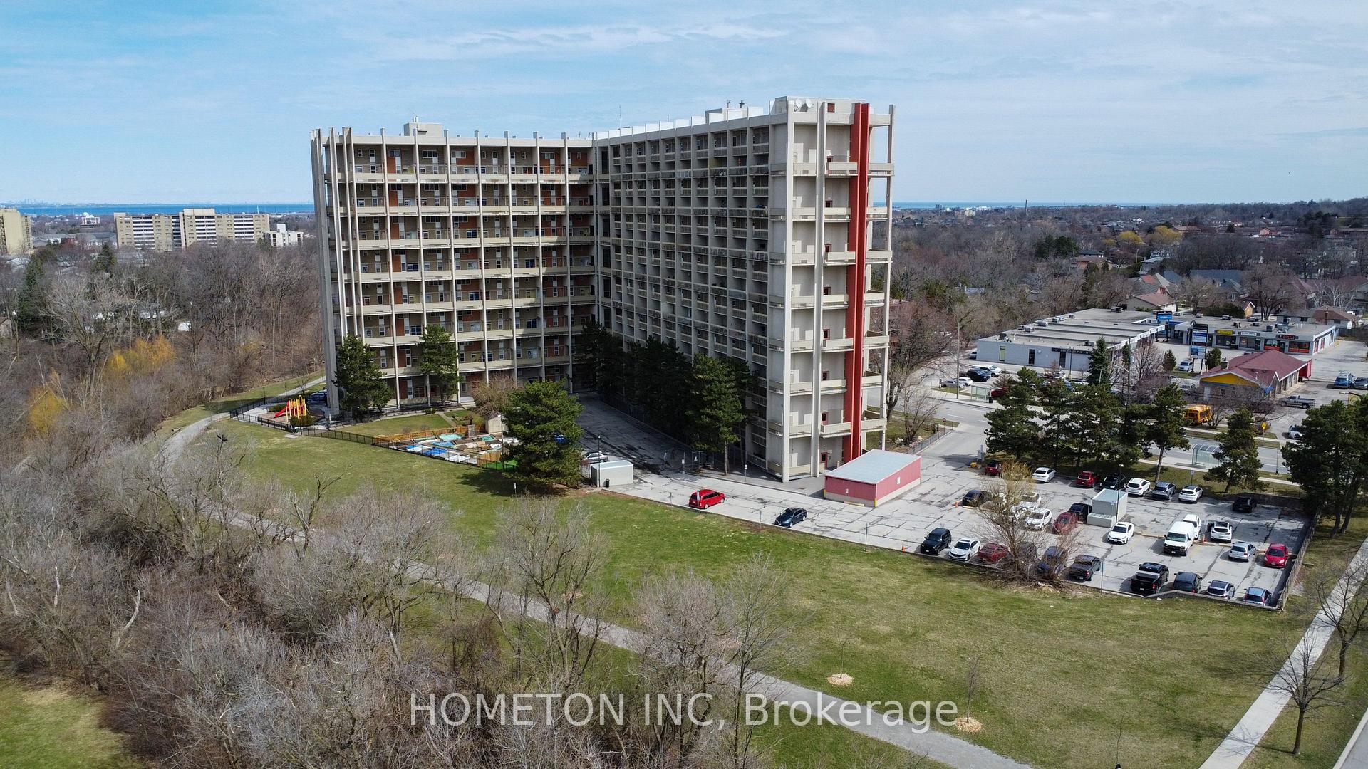 Photo 15 of Unit 831, 350 Quigley Road, Hamilton, Vincent — HOMEH