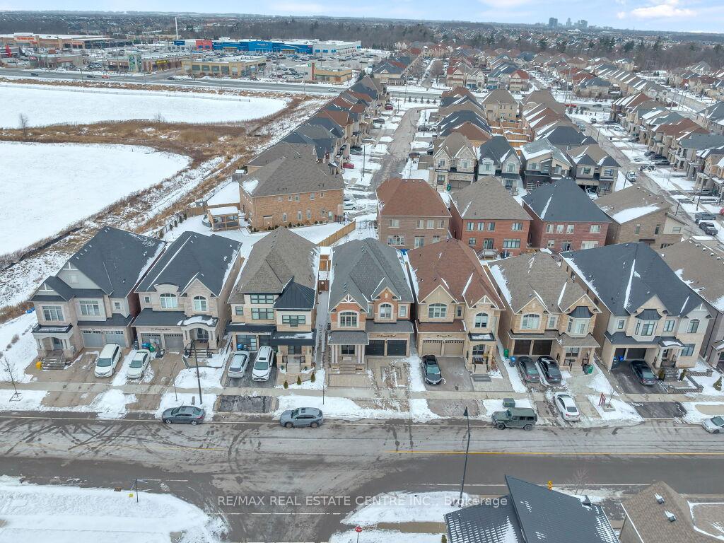 Photo 6 of 83 Longevity Road, Brampton, Northwest Brampton — HOMEH