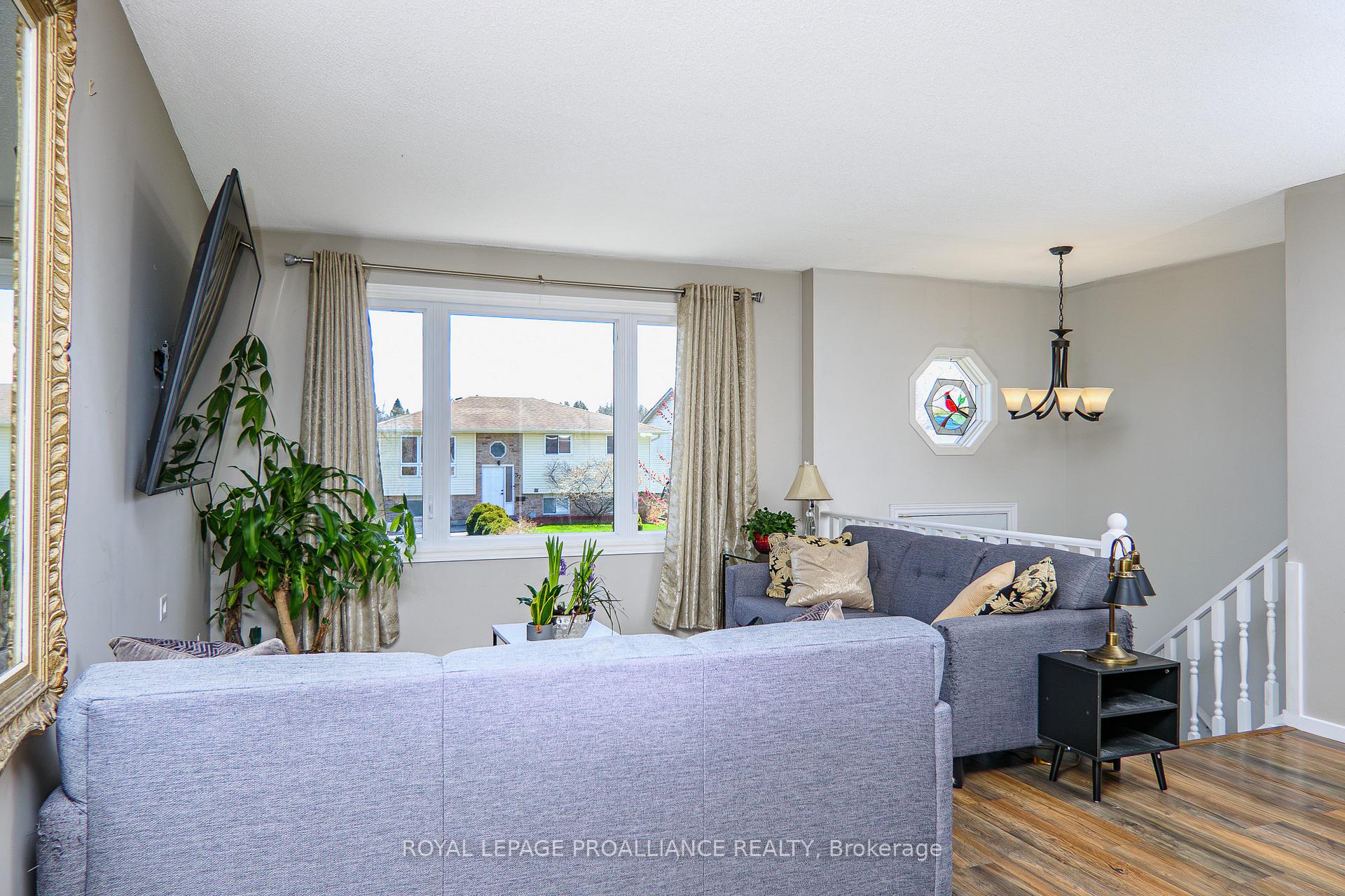 Photo 16 of 36 Fleming Road, Quinte West, Trenton Ward — HOMEH