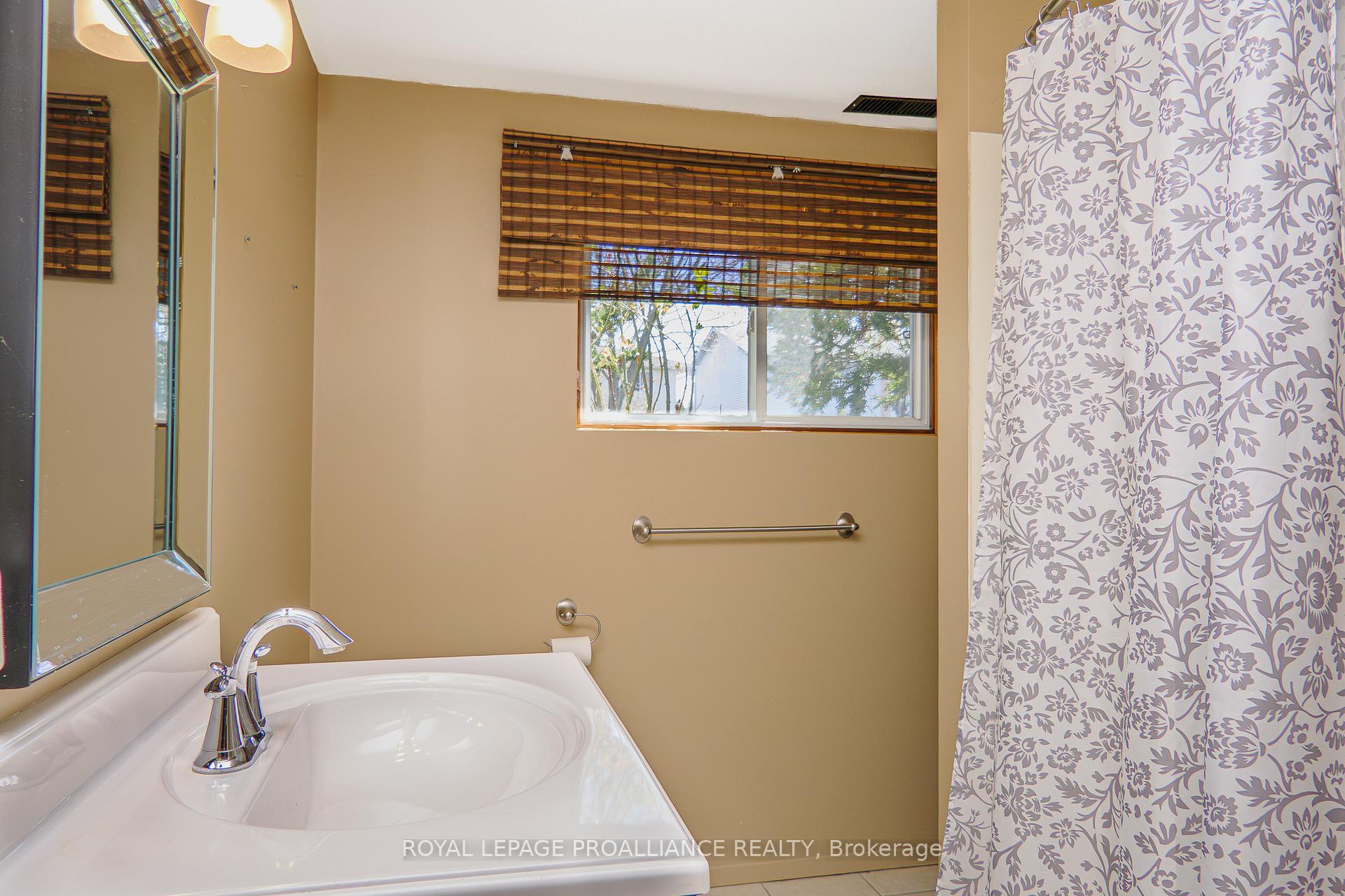Photo 23 of 36 Fleming Road, Quinte West, Trenton Ward — HOMEH
