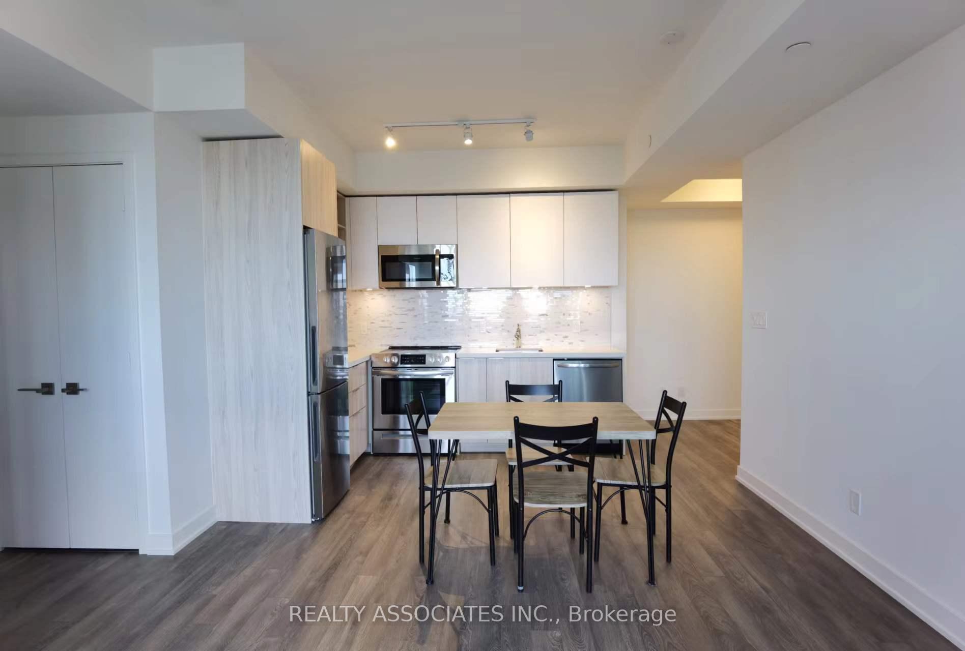Photo 3 of Unit 1302, 30 Ordnance Street, Toronto, Niagara — HOMEH