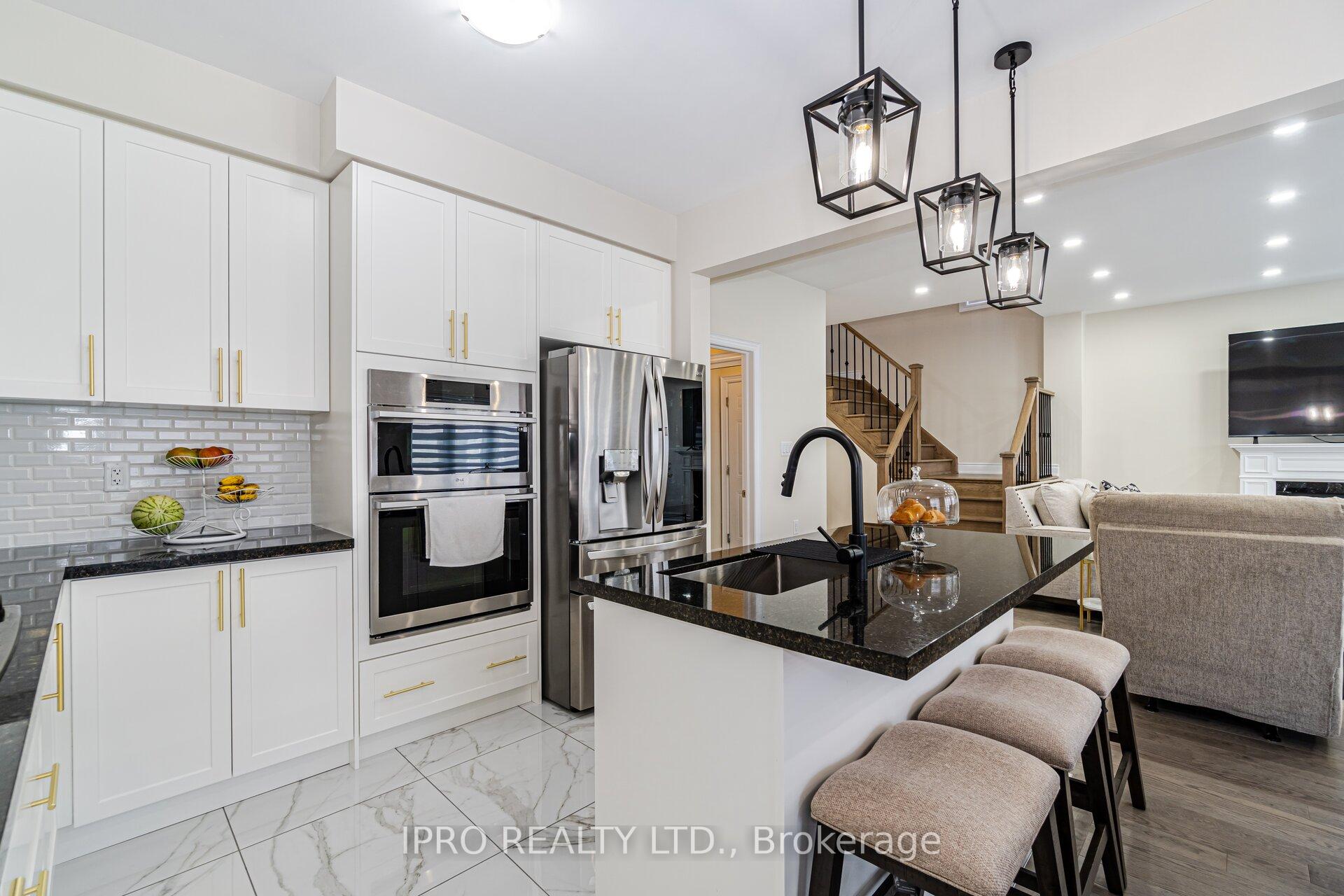 Photo 9 of 95 Kennedy Boulevard, New Tecumseth, Alliston — HOMEH