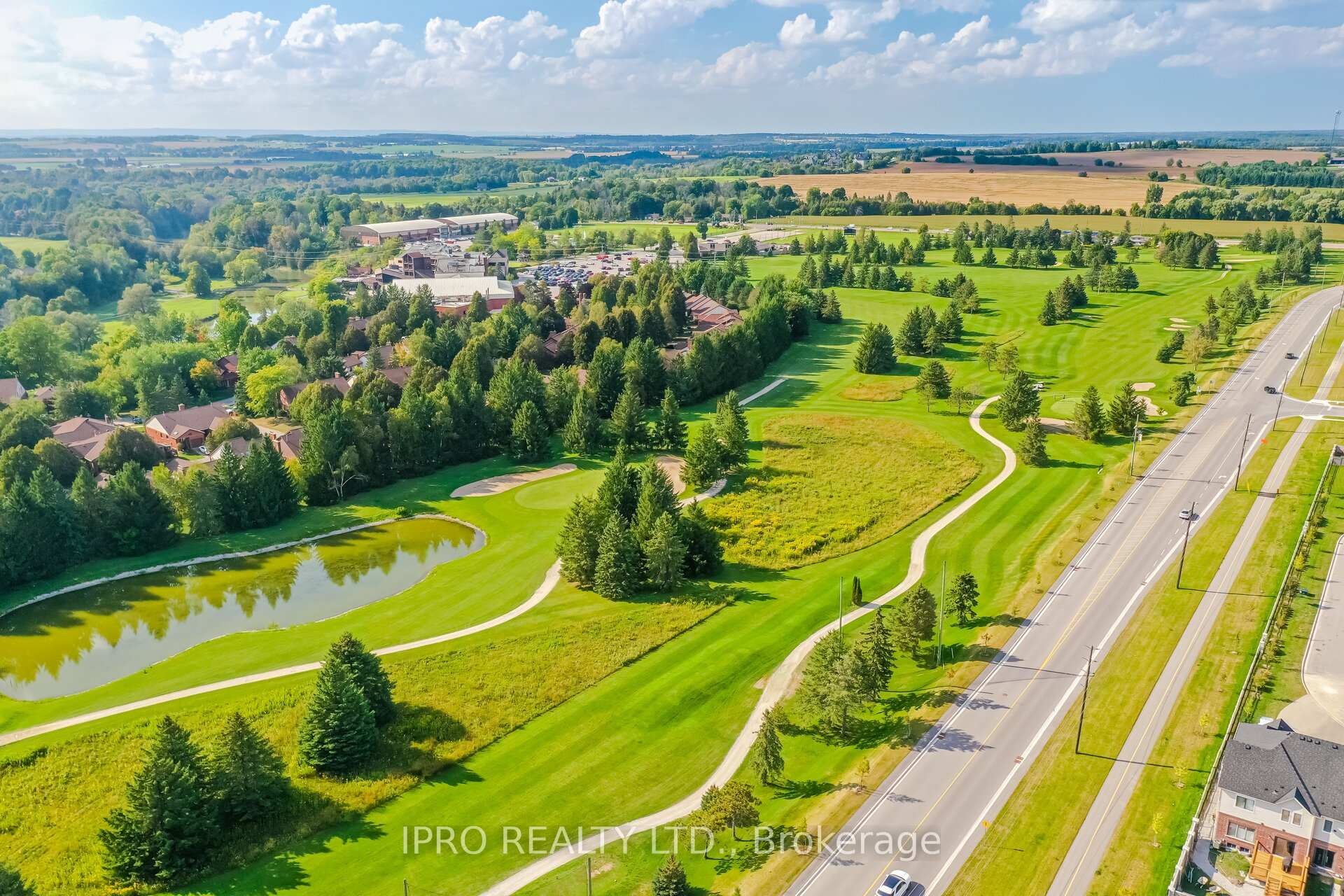 Photo 46 of 95 Kennedy Boulevard, New Tecumseth, Alliston — HOMEH
