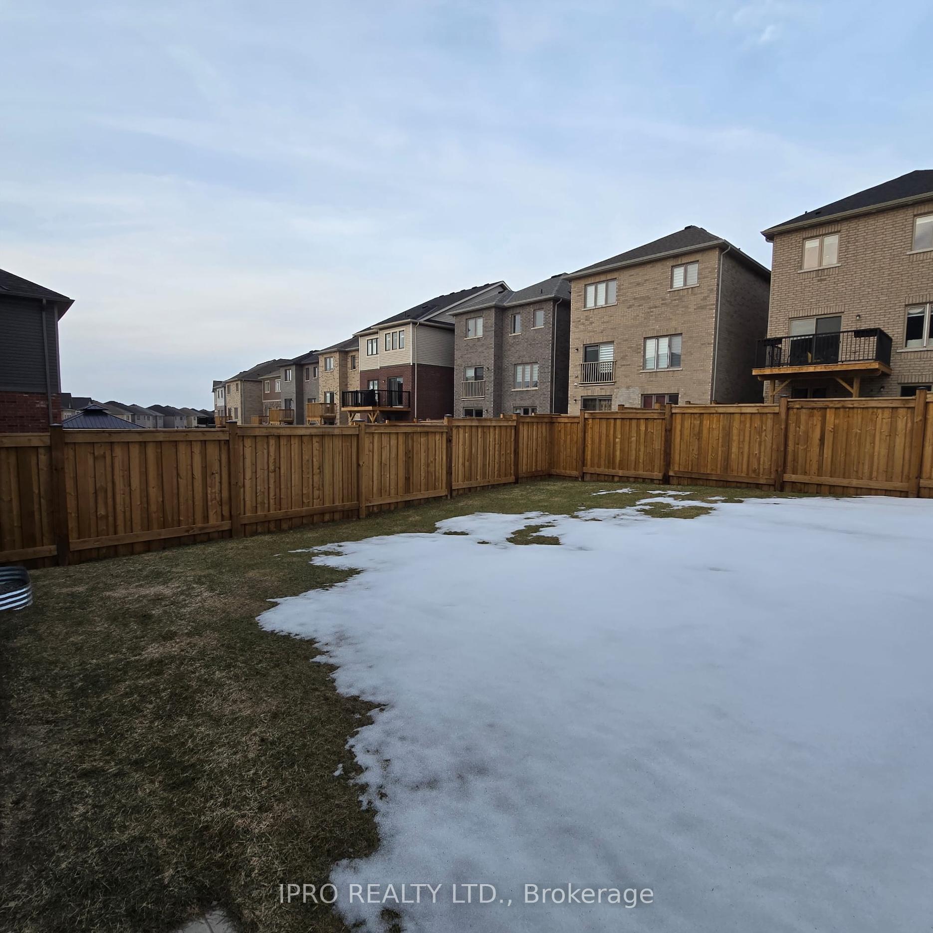 Photo 48 of 95 Kennedy Boulevard, New Tecumseth, Alliston — HOMEH