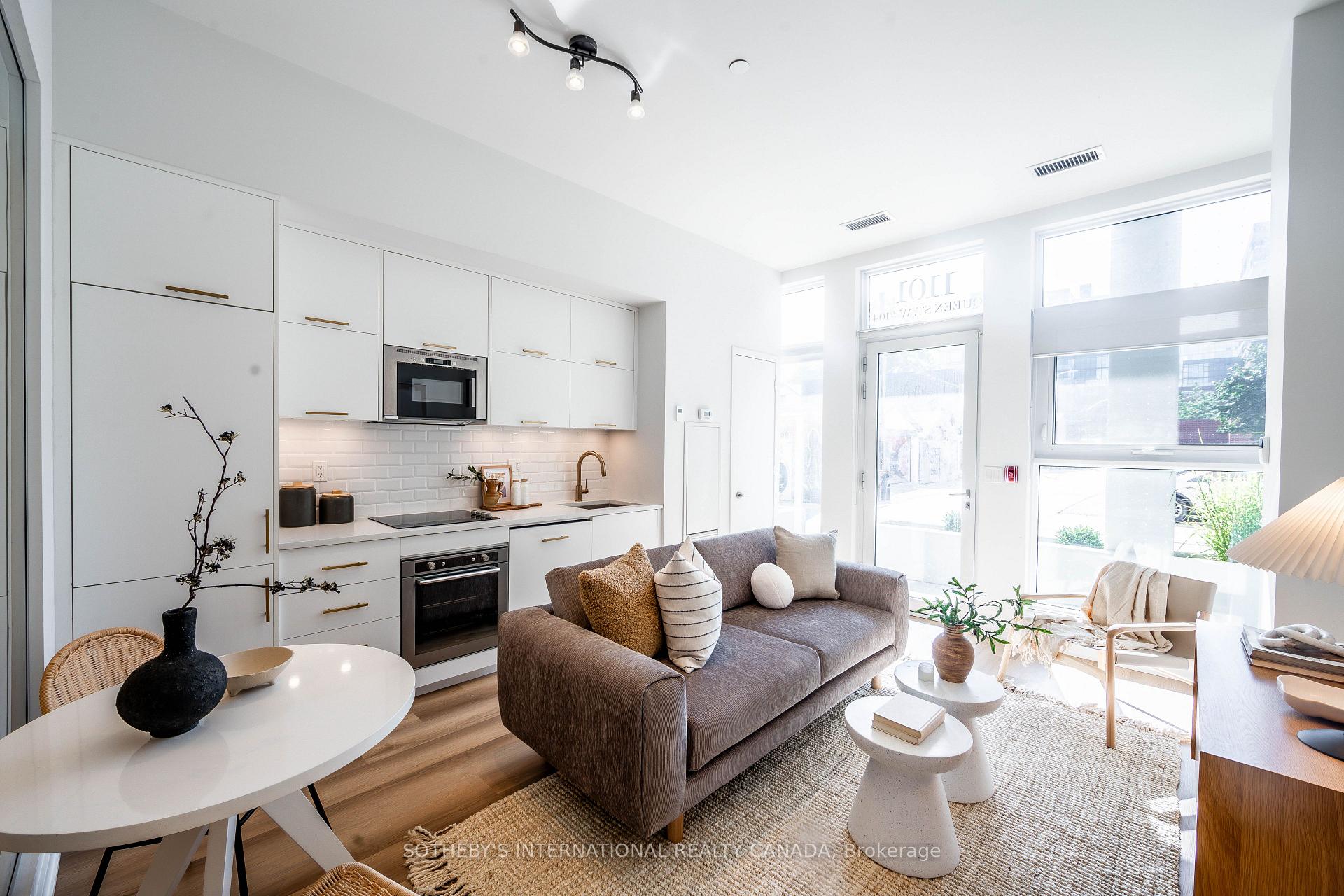 Front of Unit 104, 106 Dovercourt Road