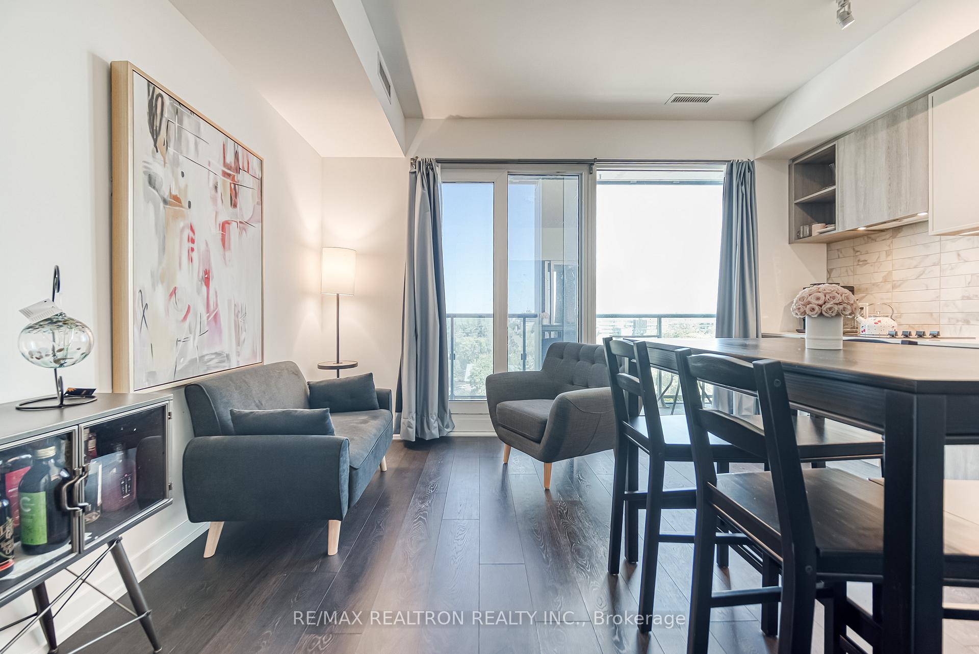 Photo 7 of Unit 1215, 2020 Bathurst Street, Toronto, Humewood-Cedarvale — HOMEH